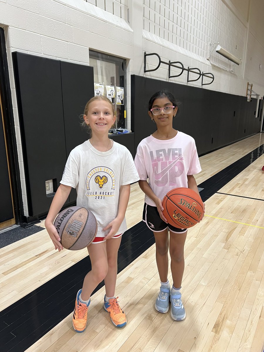 D'East Girls Basketball (@deastgirlsbball) on Twitter photo DAY ✌️ of our spring clinics was an absolute BLAST!! Shoutout to Coach <a href="/charlottealdrg/">Charlotte Aldridge</a> for hitting some clutch free throws to save everyone some from extra “conditioning” 🙌
Can’t wait for week 3 🤝 DAY ✌️ of our spring clinics was an absolute BLAST!! Shoutout to Coach <a href="/charlottealdrg/">Charlotte Aldridge</a> for hitting some clutch free throws to save everyone some from extra “conditioning” 🙌
Can’t wait for week 3 🤝