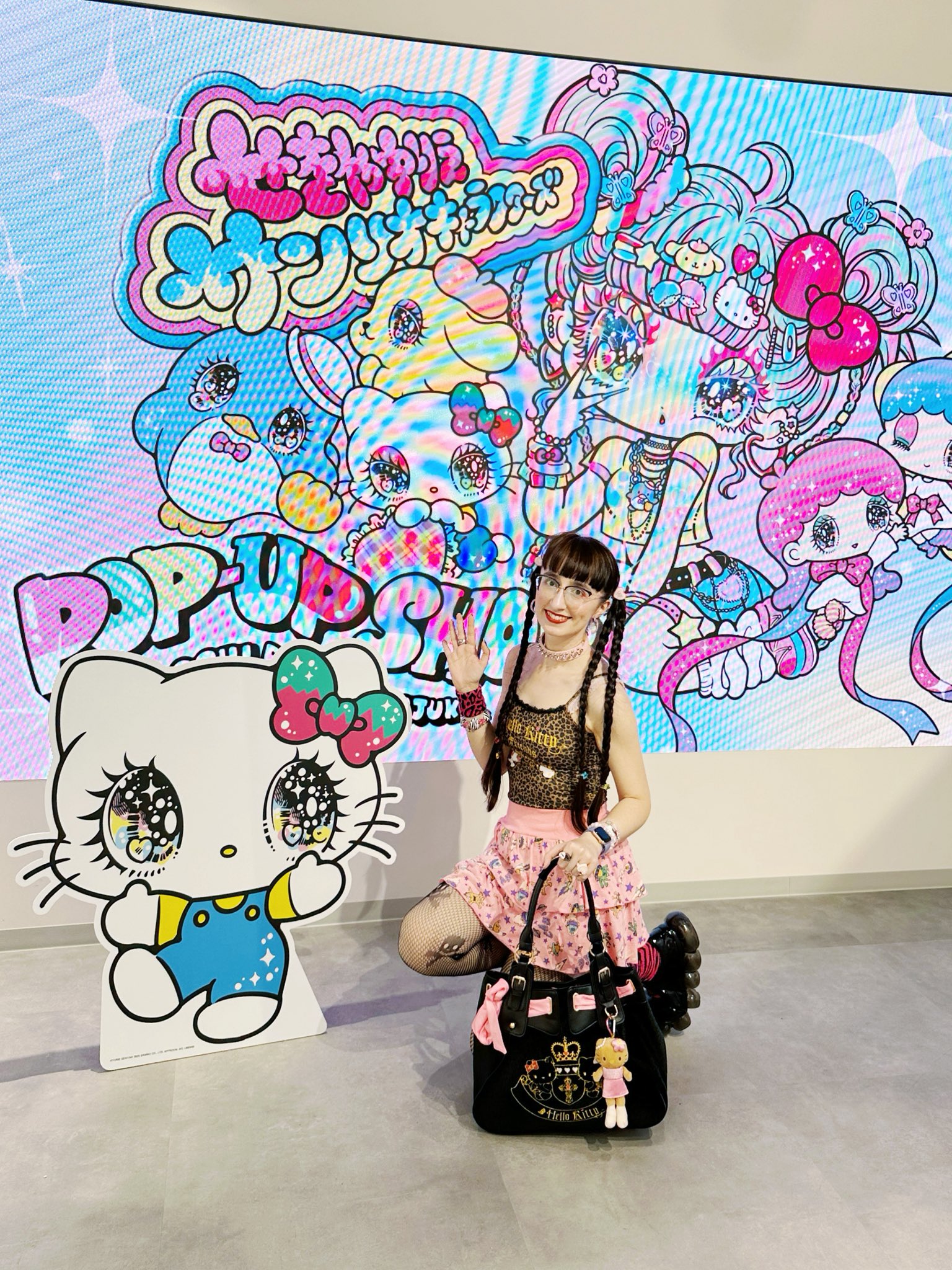 ペロペロ☆スパ〜クルズの原画やイラストカットを詰め込んだ