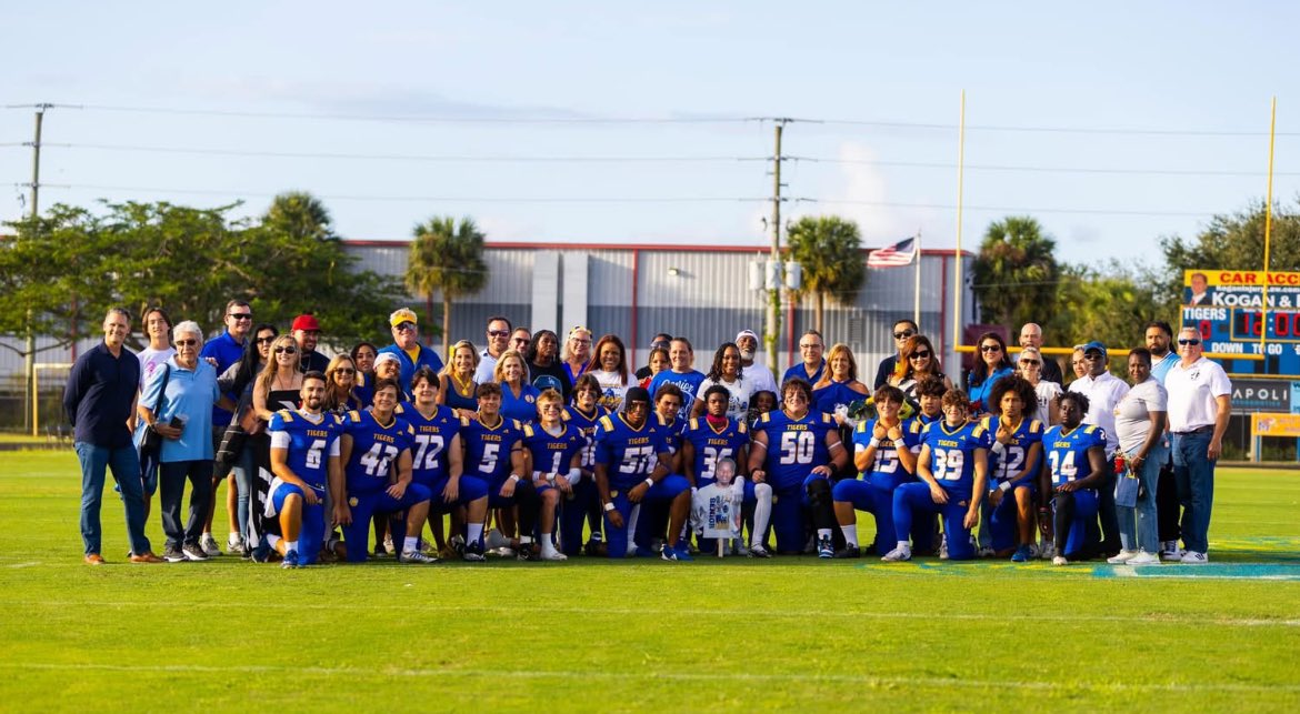 Jackie Jocks (@jackie_jocks) on Twitter photo Congratulations to our <a href="/CountyTigers_fb/">Martin COUNTY HS Football Team</a> Class of 2025 on your graduation today!! Go be Great! <a href="/coachrodharris/">Rodney Harris</a> Congratulations to our <a href="/CountyTigers_fb/">Martin COUNTY HS Football Team</a> Class of 2025 on your graduation today!! Go be Great! <a href="/coachrodharris/">Rodney Harris</a>