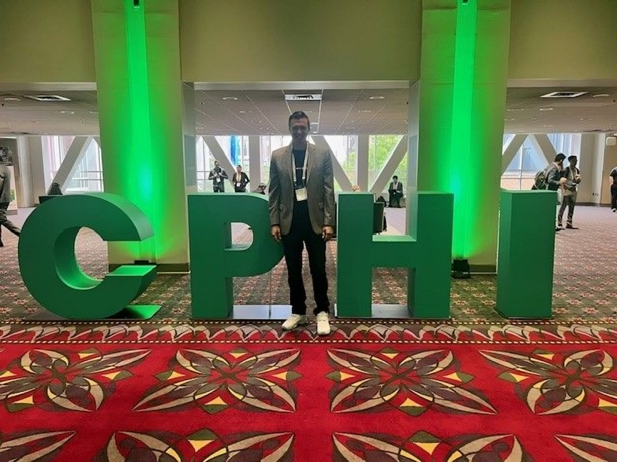HobsonAssoc's tweet photo. Great connecting @ #CPHIAMERICAS2025 
Thoughts from our Director of BD, Alex Halstead:
📈 Strategic, data-driven companies with the right partners are winning.
📉 Short-term, reactive ones are falling behind.
Let’s talk growth → https://t.co/vv0IZxLVZJ

#CDMO #Hiring #Recruiting https://t.co/ekBBvN6vF8