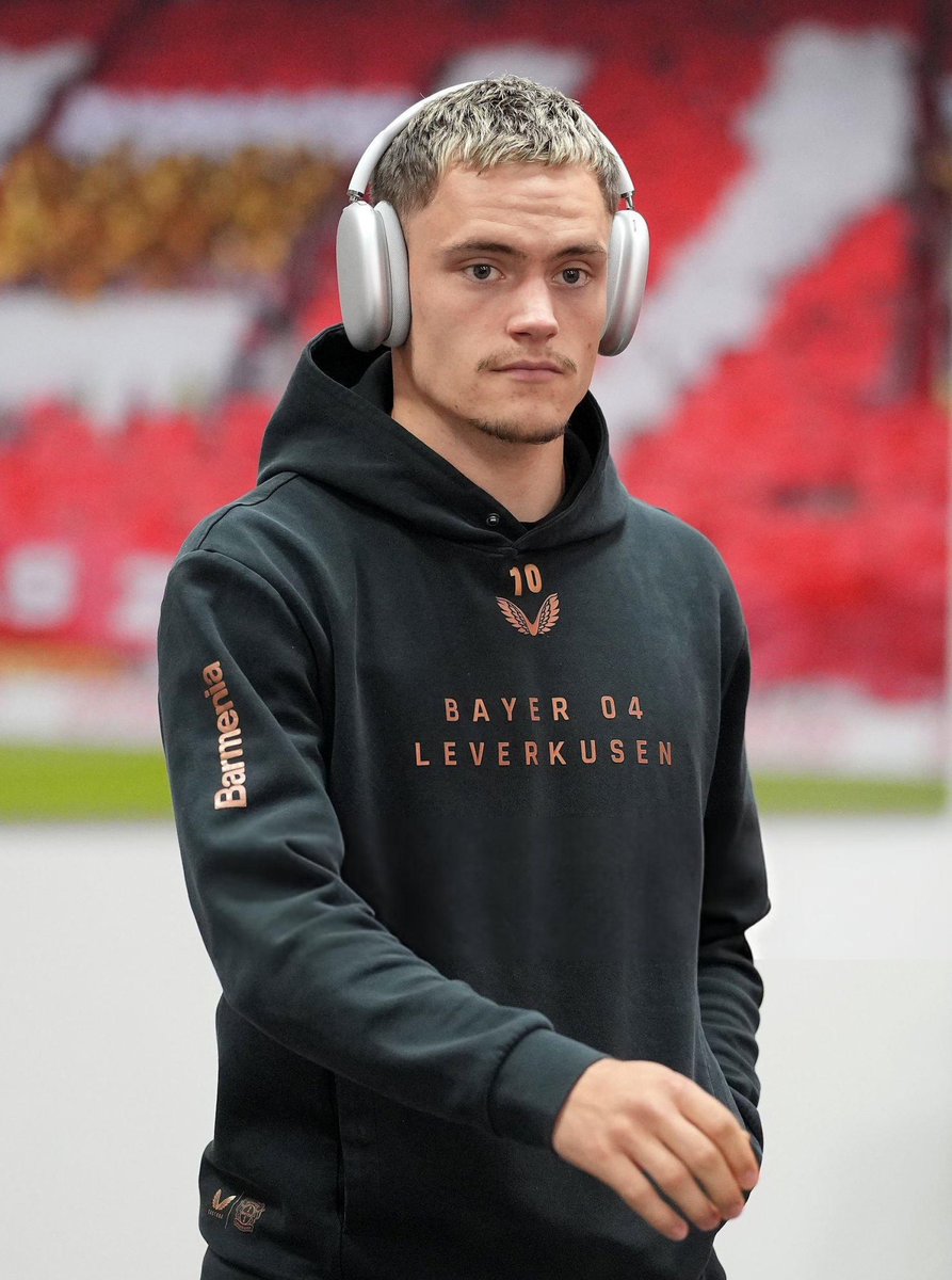 foothubofficial's tweet image. Wirtz on his next move:

&quot;I’m grateful to Bayer, but my heart’s not fully here anymore. For a while, Bayern was the dream, my only dream, then the biggest club in England showing this incredible desire to have me. Their passion/vision made me rethink all of it.”

[@Plettigoat]