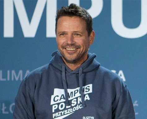 Orędzie do młodych.Sztab RF czym prędzej powinno opracować plan takiego"orędzia".Mocne pierdolnięcie w każdym możliwym kanale streamowane przez największych tiktokerow. Uderzenie w najczulsze struny młodych, kobiet, jagodna i strajków⚡.Ostateczna mobilizacja przeciw imprium zła.