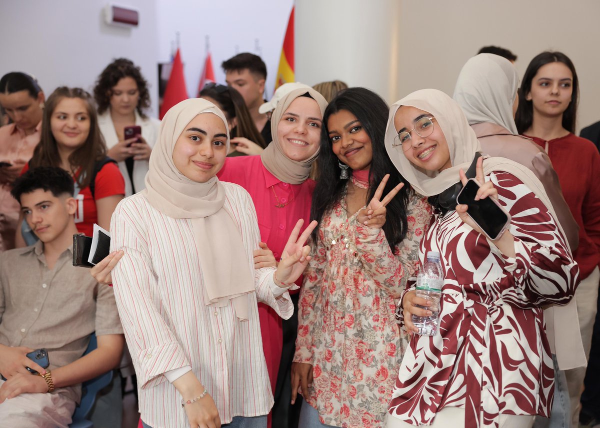 wbu2021's tweet image. 🌟 Photo gallery from Spring Fest

#SpringFest2025 #WesternBalkansUniversity #StudentTalent #WBUEvents #CelebrateCreativity #CampusLife #ProudUniversity #StudentSuccess #LiveMusic #AlisKallacej #SpringVibes #WBUFamily