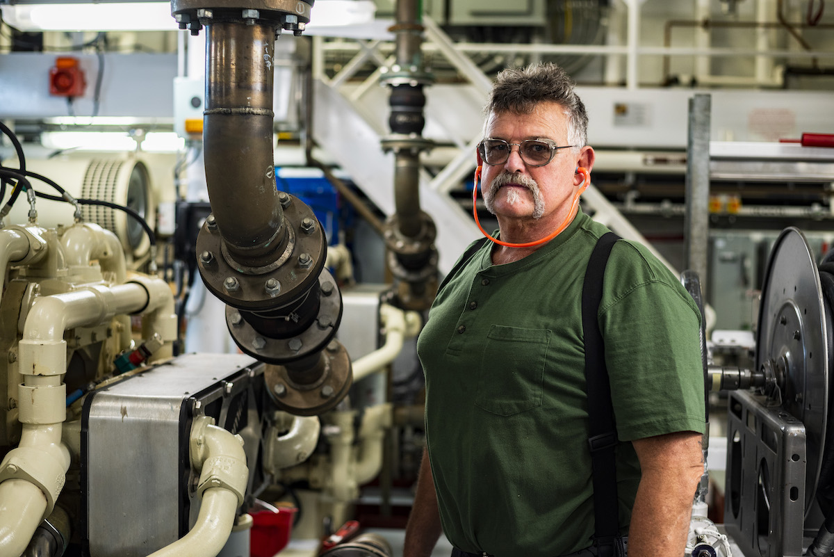 Happy #NationalMaritimeDay!

Celebrate by getting to know one of our mariners! Kyle Covert has served on #WHOI research vessels for 20 years, and now is an engineer on <a href="/rv_neil/">R/V Neil Armstrong</a>

Meet the #HumansofWHOI:
whoi.edu/kyle-covert