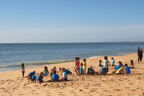 algarve_news's tweet image. Aspire International School Joins Coastal Clean-Up in Vale do Lobo. 
algarvedailynews.com/news/25499-asp…
#coastalcleanup #rubbish #litter #EnvironmentWeek #Aspireinternationalschool #ValeDoLobo #Portugal #news #algarve #algarvedailynews #latestnews #algarvenews #localnews