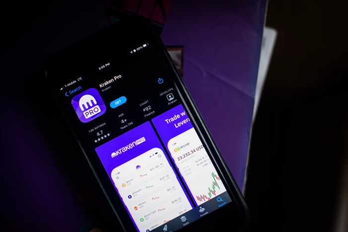 🚨 BREAKING: "Kraken lancia oltre 50 azioni e ETF tokenizzati: Apple, Tesla e Nvidia tra i protagonisti"