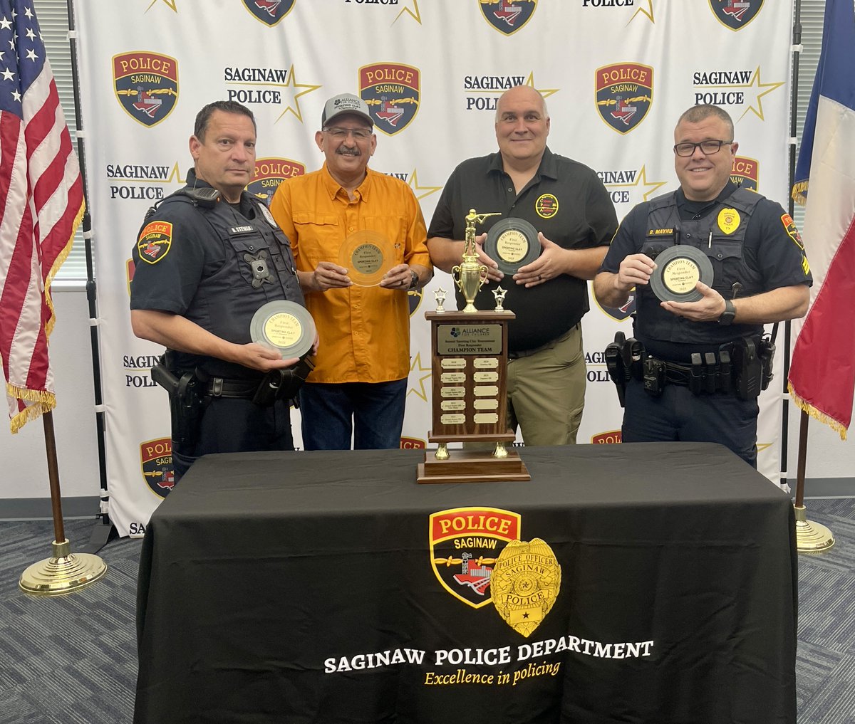 afc_tarrant's tweet image. We are proud to recognize our partners with @PoliceSaginaw as our First Responder Champion Team of our 7th Annual Clay Shoot! #saginawtx #police #clayshoot