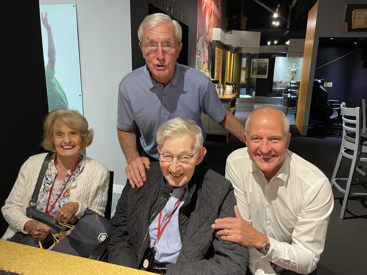 wwfcfoundation's tweet photo. 💛The latest initiative from the #WolvesWishes team saw Wolves Vice-Presidents and top two goalscorers Steve Bull and John Richards host a visit at the Museum.

We were delighted to welcome residents from  Engleberg, Shenstone Court &amp; Broadway Halls Care Homes.

A lovely morning. https://t.co/uujrq6pgpQ