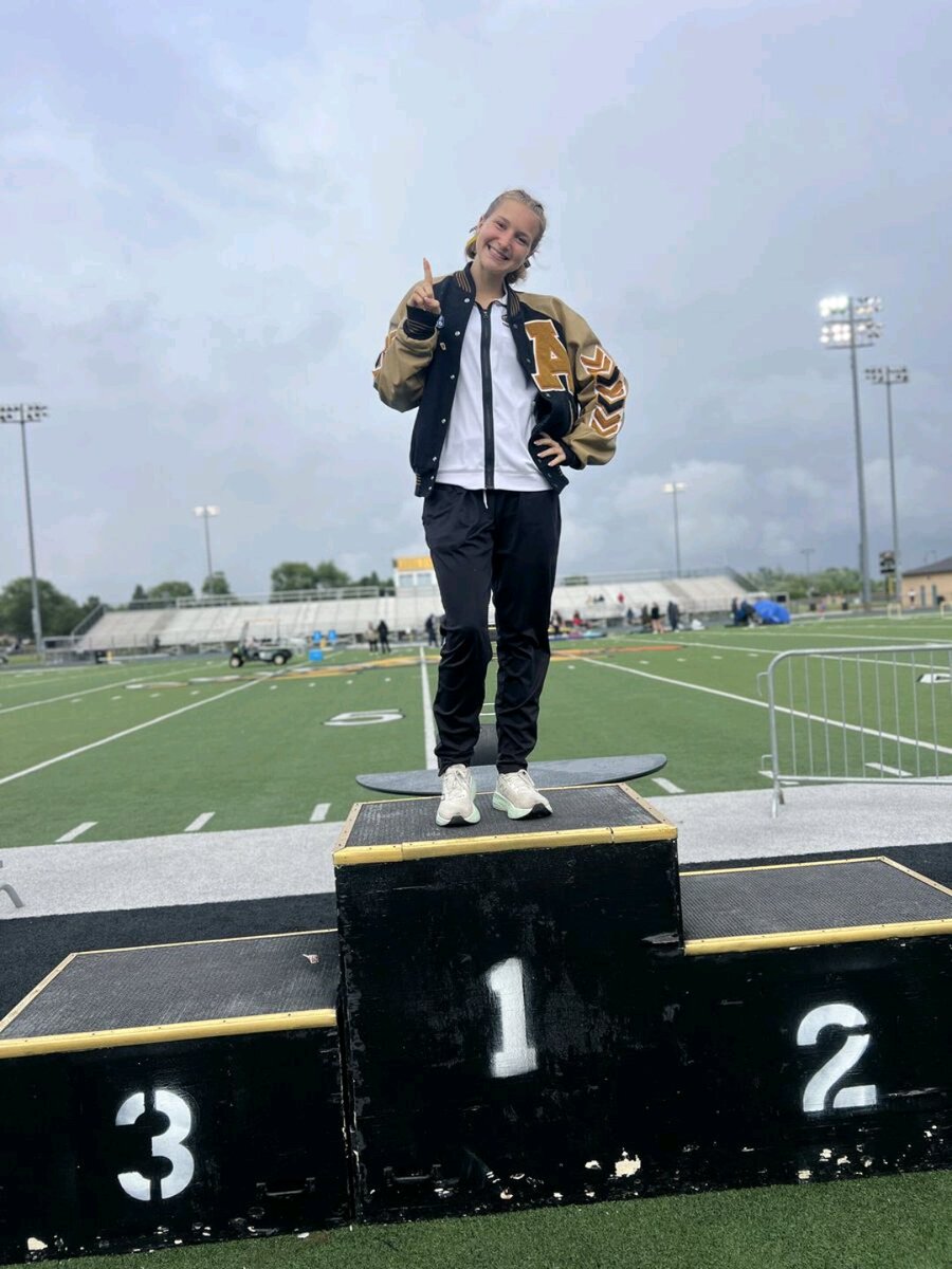 Avon Girls T&F tweet media