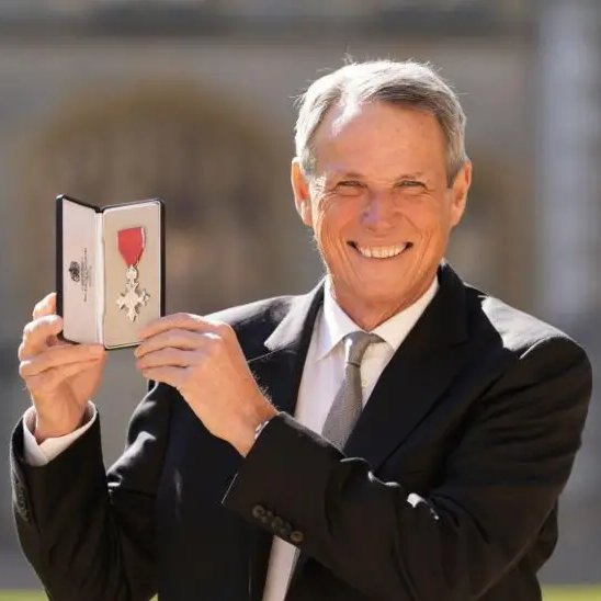 JessMcCleary1's tweet image. June 2024, Alan Hansen was fighting for his life.

March 2025, he was awarded an OBE. 

May 2025, he will hand Virgil Van Dijk the Premier League Trophy at Anfield.

Class, love that 👏 

#lfc #YNWA