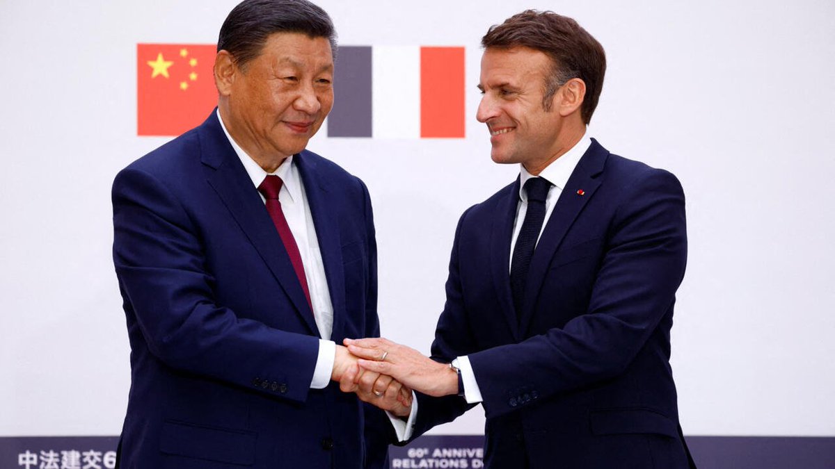 🚨 Xi Jinping appelle Macron à faire front commun contre Trump !

Il propose une coopération renforcée : 

🤝 "Préserver l'ordre économique mondial" 
🤝 "Pratiquer un véritable multilatéralisme" 
🤝 Étendre la coopération dans les "domaines émergents" (numérique, vert,