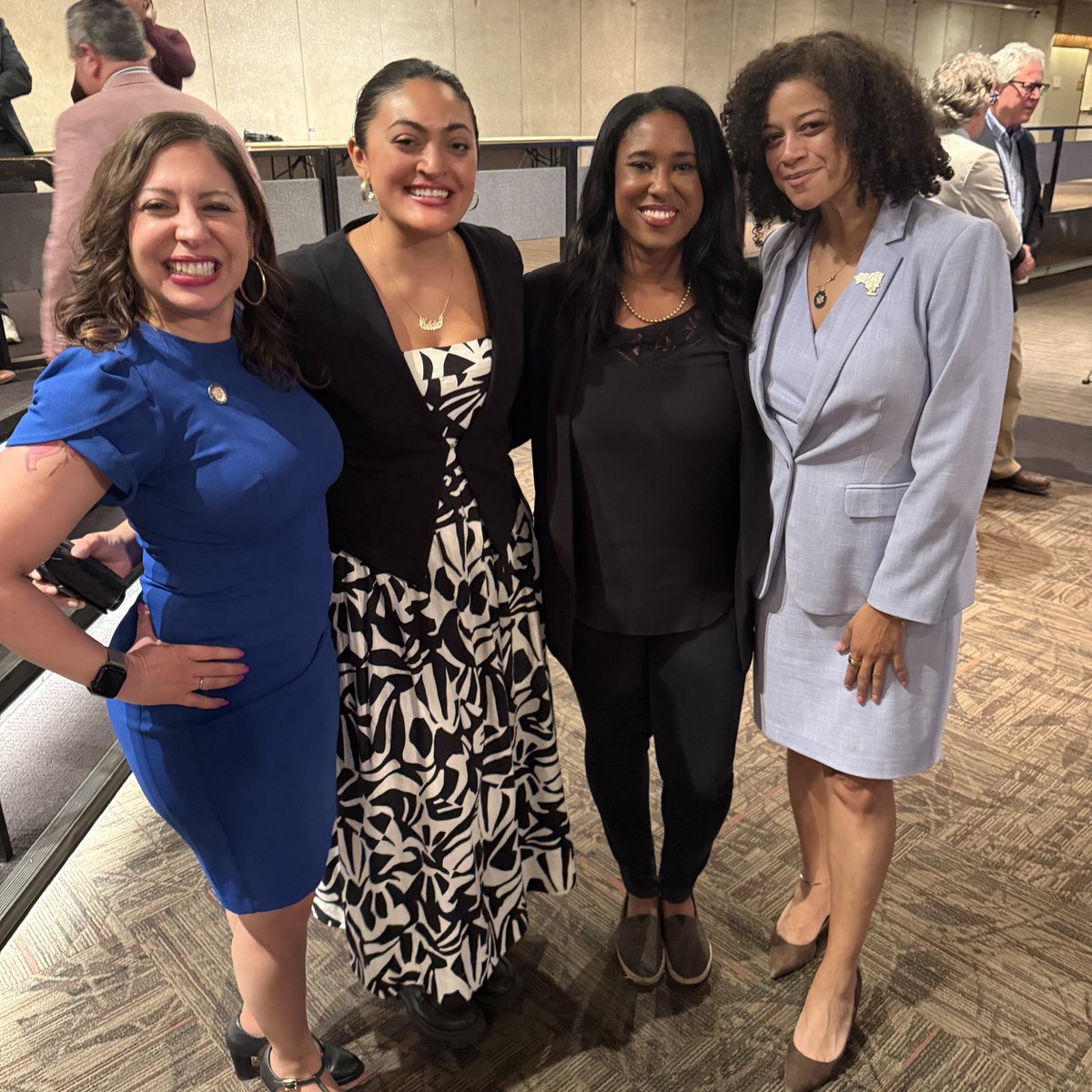 Michaelle C. Solages (@solagesny) on Twitter photo Fun time last night at <a href="/TheLCAShow/">The LCA Show</a>.
The mom squad juggled jokes and babies all for a good cause. Fun time last night at <a href="/TheLCAShow/">The LCA Show</a>.
The mom squad juggled jokes and babies all for a good cause.