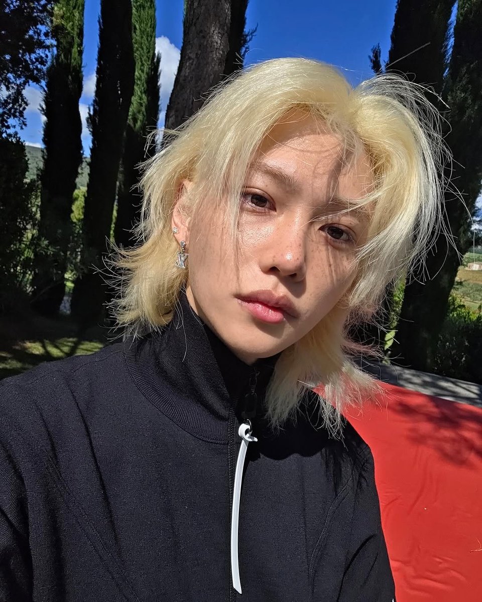 hyunlix_jeongho's tweet photo. ๐ซ๐๐๐๐๐ ๐ฉ๐๐๐๐๐ ๐๐
{#StrayKids #Felix #Instagram
#DivineBeauty #ILOVEFELIX
#MYBEAUTIFUL #Sky #Nature
#Sun #BlondeHair #Freckles } https://t.co/yQiVWRkQjD