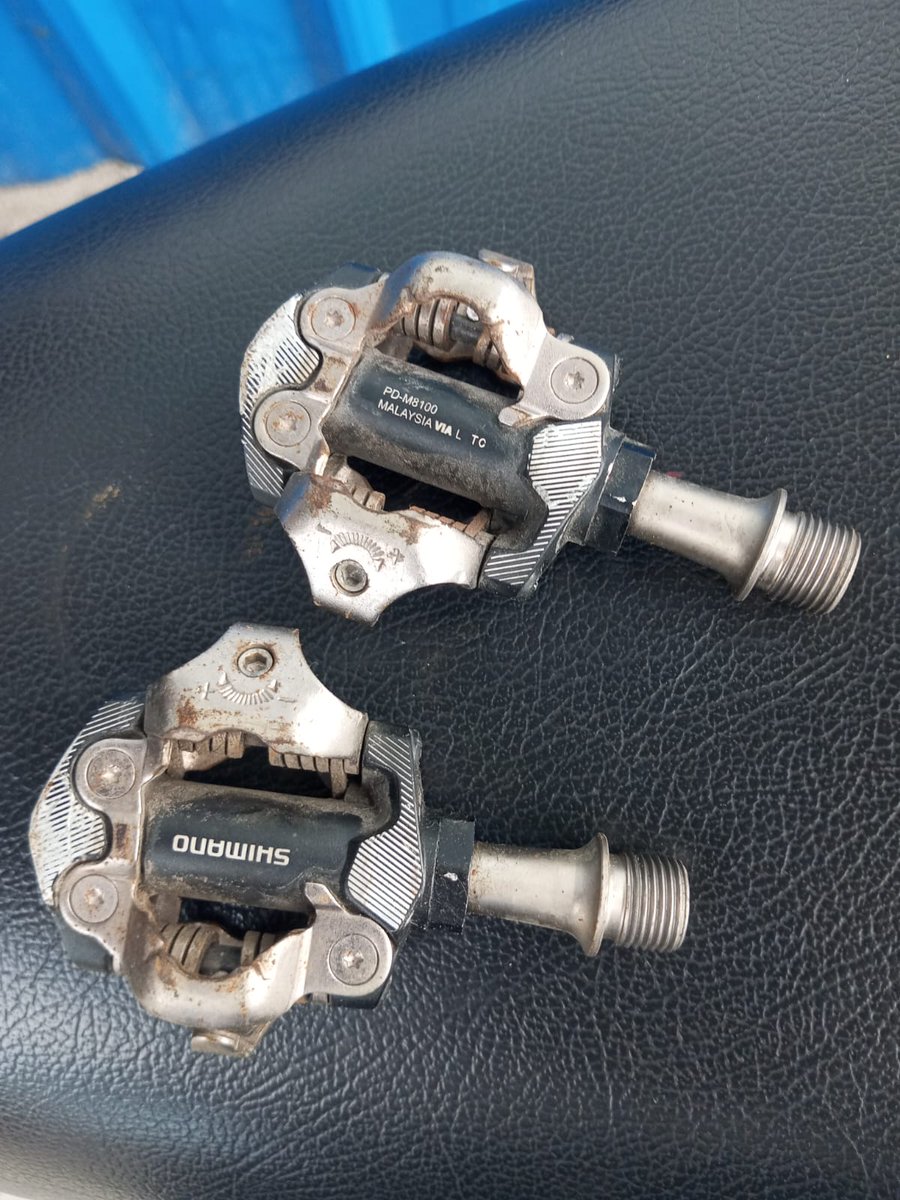 Bismillah.. Wts pedal Cleat Shimano XT.. Harga 700rb gak nego bonus tapal.. Atau mau sepaket sama sepatu chrome? Mari kita bicarakan..Sor? Wa.me/6285262056602 #fnfjb <a href="/FnFjb/">FnF Jual Beli</a> <a href="/LittleGear_/">Pedagang Bekasi</a> <a href="/titotibikeshop/">titotimart</a> <a href="/fix_fixed/">Fix_Fixed</a>