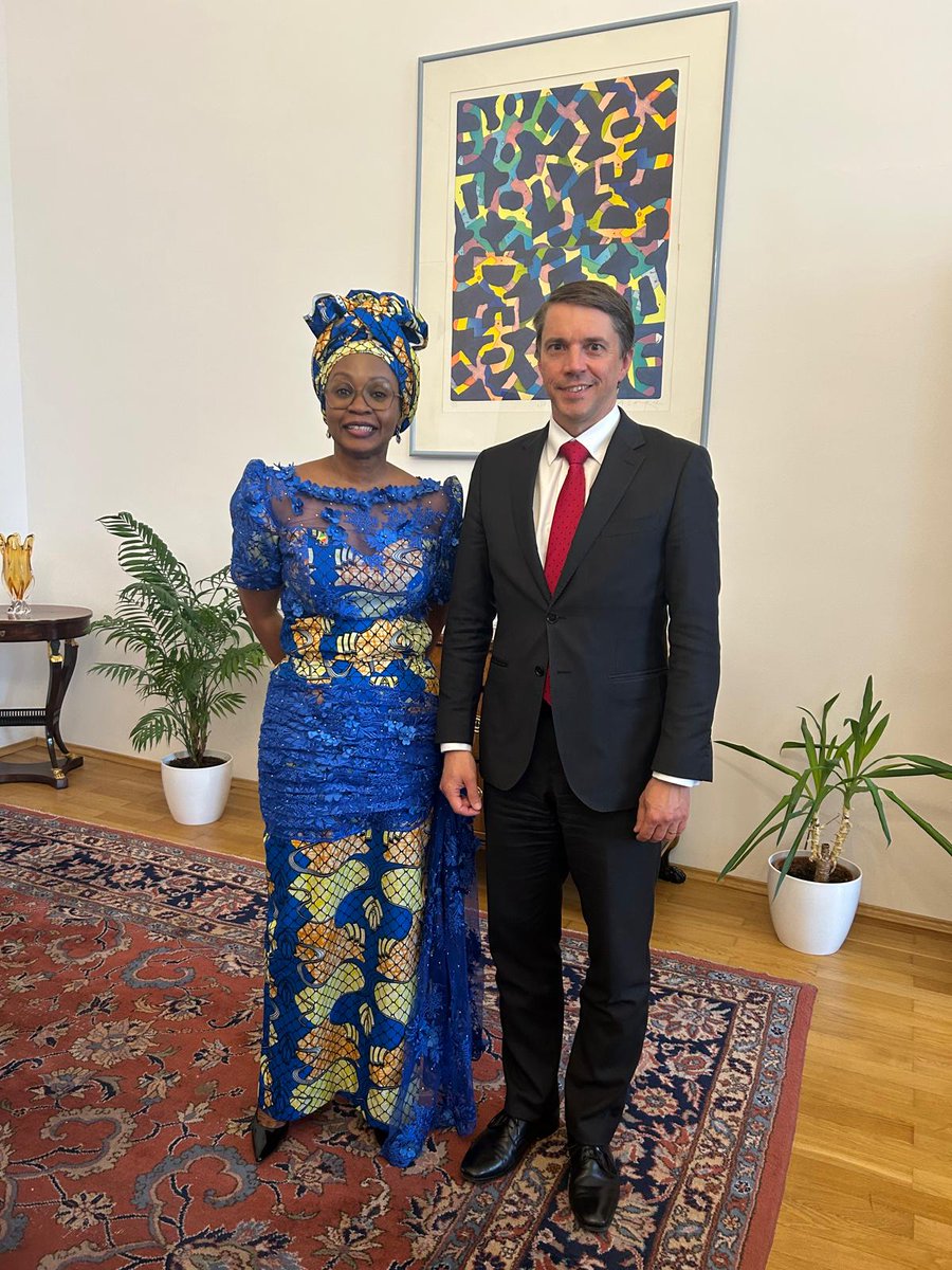 Jiří Kozák (@kozakj) on Twitter photo Na <a href="/mzvcr/">Ministerstvo zahraničních věcí</a> dnes slavíme Den Afriky. Rád jsem se při této příležitosti setkal s velvyslankyní Konžské republiky, J.E. Edith Antoinette Itoua. Mluvili jsme o možnostech zintenzivnění vzájemného obchodu, ale třeba i o meziuniverzitní spolupráci. Na <a href="/mzvcr/">Ministerstvo zahraničních věcí</a> dnes slavíme Den Afriky. Rád jsem se při této příležitosti setkal s velvyslankyní Konžské republiky, J.E. Edith Antoinette Itoua. Mluvili jsme o možnostech zintenzivnění vzájemného obchodu, ale třeba i o meziuniverzitní spolupráci.
