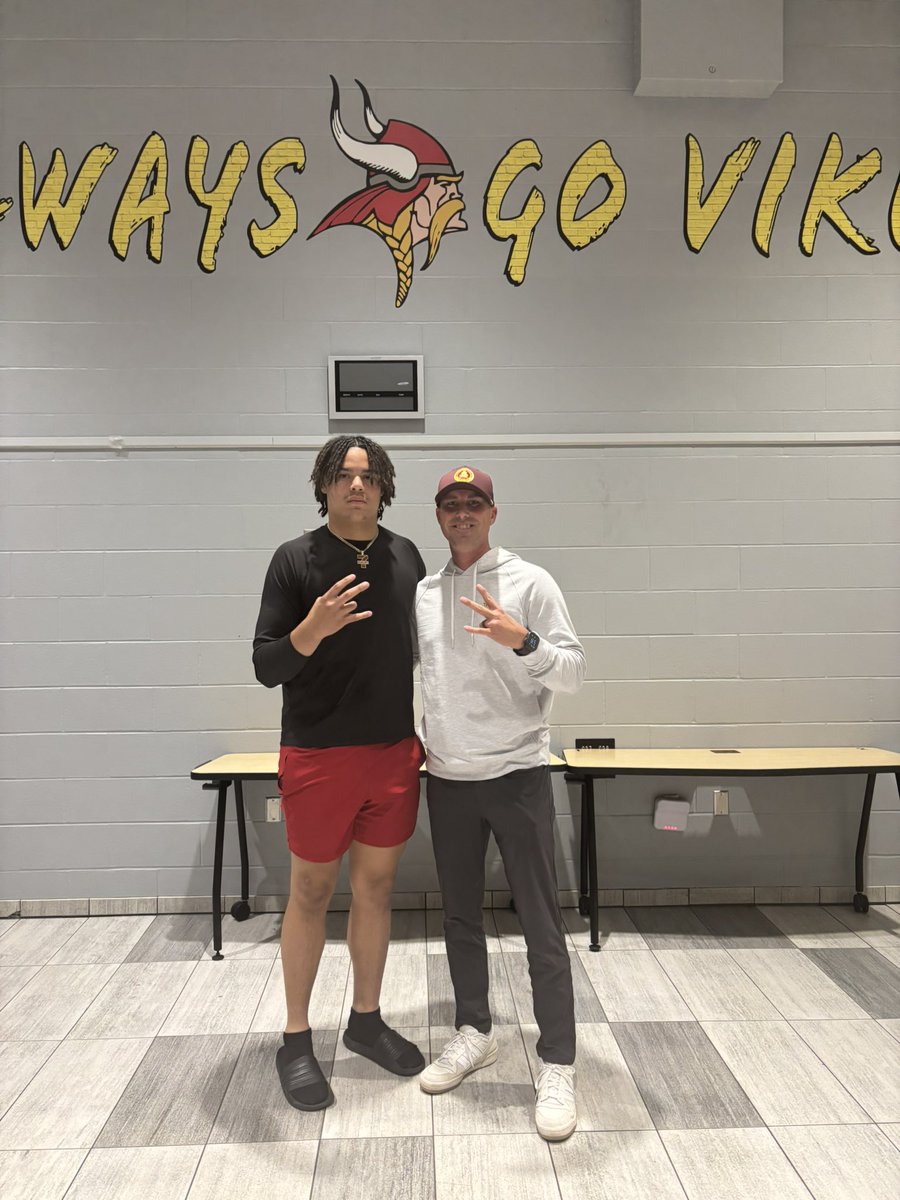 Landen Miree (My-ree) (@landenmiree9) on Twitter photo 2 days after an Ov!! 🔱🔱🔱
<a href="/CoachMohns/">Jason Mohns 🔱 🏈</a>
<a href="/ArizonaState247/">SunDevilScoop.com</a>
<a href="/ASUFootball/">Sun Devil Football</a>
<a href="/VikeNationFB/">Viking Football</a> 2 days after an Ov!! 🔱🔱🔱
<a href="/CoachMohns/">Jason Mohns 🔱 🏈</a>
<a href="/ArizonaState247/">SunDevilScoop.com</a>
<a href="/ASUFootball/">Sun Devil Football</a>
<a href="/VikeNationFB/">Viking Football</a>