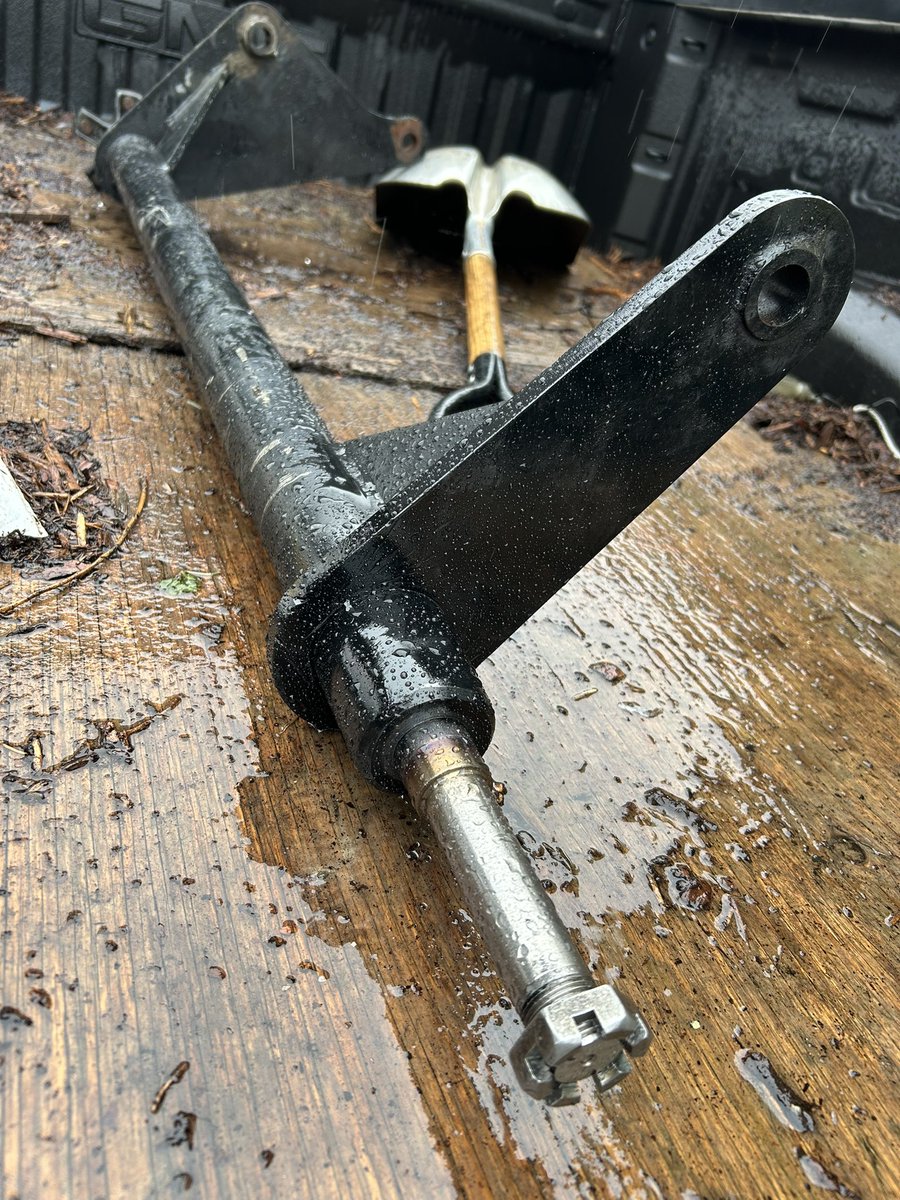 Went from oooh nooo to oh Yaaaa,in just a few days thanks to J&amp;J trailers 🙌

So important to utilize local vendors and suppliers, educate yourself to find out how they can help you !

Resulting in saving time/money 💥

Be good to each other folks