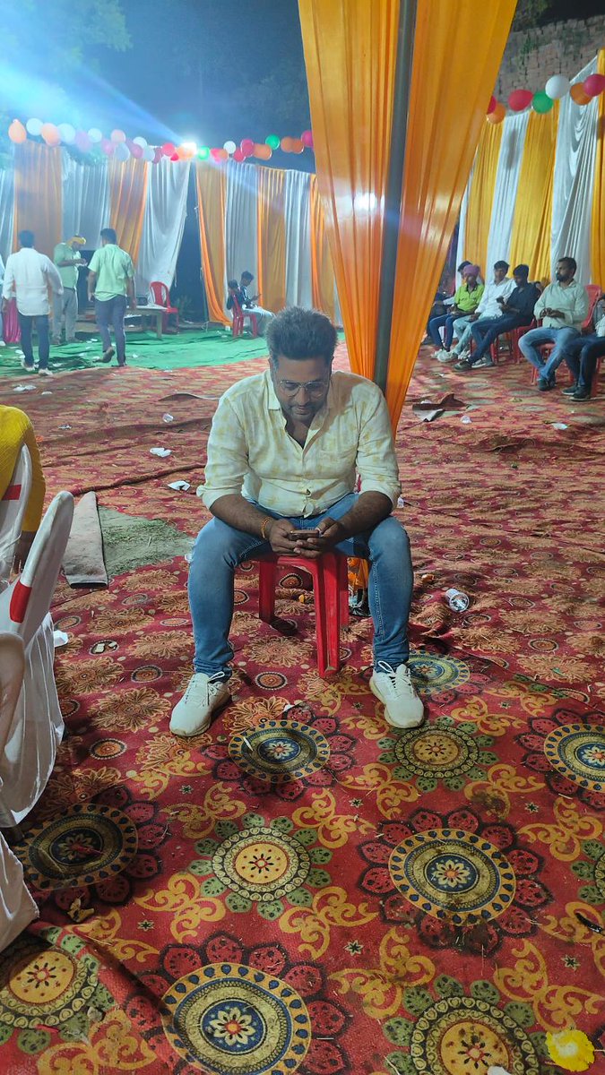 maulik chauhan (@maulikchauhan_) on Twitter photo शादी समारोह में शामिल होने के बावजूद भी आज परीक्षा संपन्न किया ✨
इतना जुनून आपसे ही सम्भव हो पाया आचार्य जी 🙏
Posted by Ved Prakash on Gita Community Feed.
<a href="/Advait_Prashant/">Acharya Prashant</a>
<a href="/Prashant_Advait/">PrashantAdvait Foundation</a>
Join live Gita sessions and community with Acharya Prashant-
app.acharyaprashant.org/?id=8-09a31aef… शादी समारोह में शामिल होने के बावजूद भी आज परीक्षा संपन्न किया ✨
इतना जुनून आपसे ही सम्भव हो पाया आचार्य जी 🙏
Posted by Ved Prakash on Gita Community Feed.
<a href="/Advait_Prashant/">Acharya Prashant</a>
<a href="/Prashant_Advait/">PrashantAdvait Foundation</a>
Join live Gita sessions and community with Acharya Prashant-
app.acharyaprashant.org/?id=8-09a31aef…