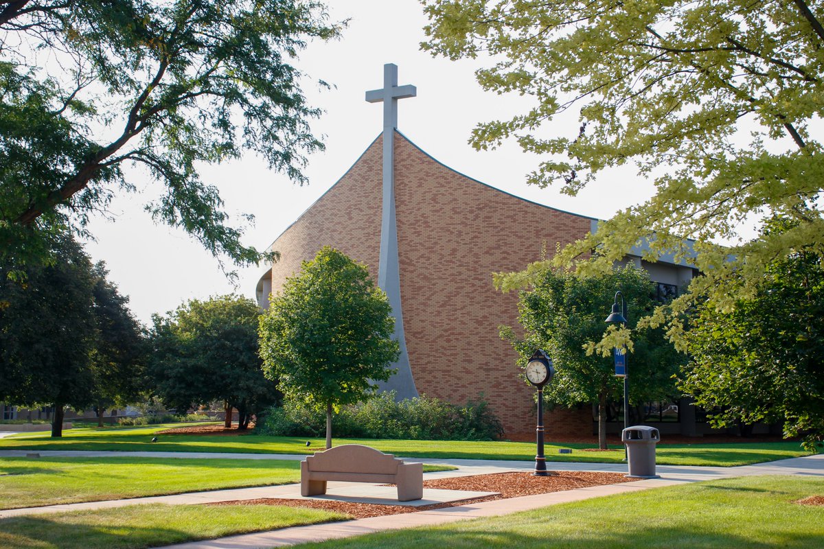 Thinking about college but not sure where to start? Let DWU guide you! Explore our campus and see what your future could be. The best way to know if DWU is right for you is to experience it for yourself. #BleedBlue #DiscoverDWU
Schedule your visit today: dwu.edu/visit
