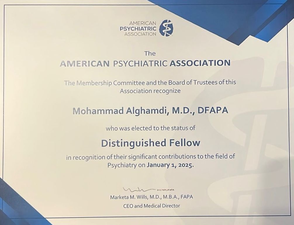 Alghamdi97's tweet photo. بدأت علاقتي المهنية بالجمعية الأمريكية للطب النفسي (APA) كعضو متدرب عام 2005.
أصبحت زميلًا في 2015
والآن في 2025، تشرفت بانتخابي  زميلًا متميزًا
Distinguished fellow 
سعيد بهذا التكريم من الزملاء في أكبر جمعية للطب النفسي وممتن لهم.

ممتن كذلك لكل من ساهم في هذه الرحلة الثرية 
وخصوصاً مرضاي الكرام 
الذين حولوا  علمي إلى معرفة
ودفاتري، كتبي وأوراقي إلى دم وروح وعقل 
و اكرموني بثقتهم و صبرهم

لا يزال للعمل بقية
و أتطلع للمساهمة ،قدر الإمكان ،في تحقيق مستقبل افضل للطب النفسي في بلادنا الغالية.
#APAAM25