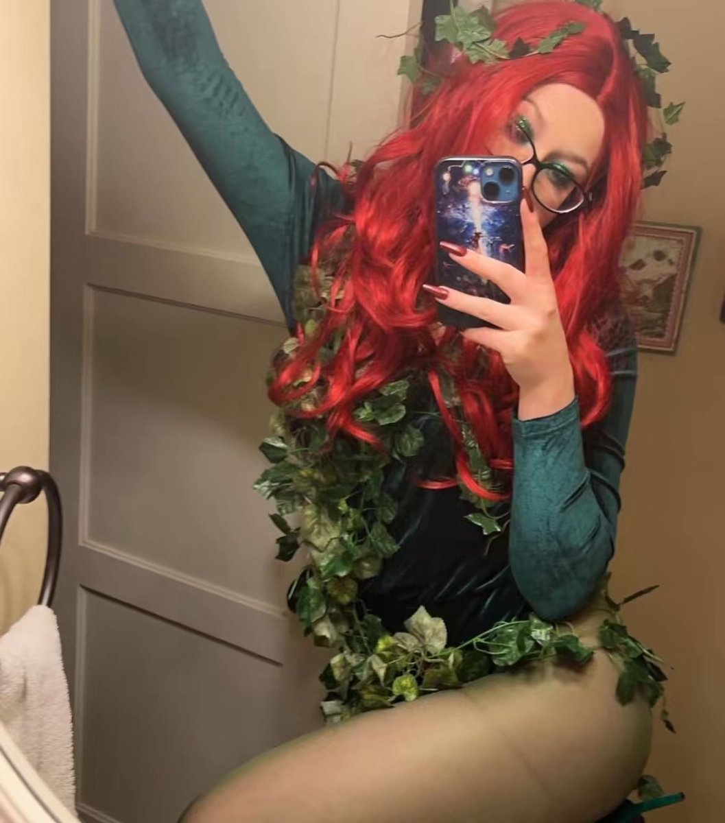 ‍ ‍ ‍ a͟d͟m͟i͟r͟e͟ ‍ ƚhe ‍ 𝖘𝐚𝐝𝐢𝐬𝐦. ‍ 𖤐 ‍ tweet media