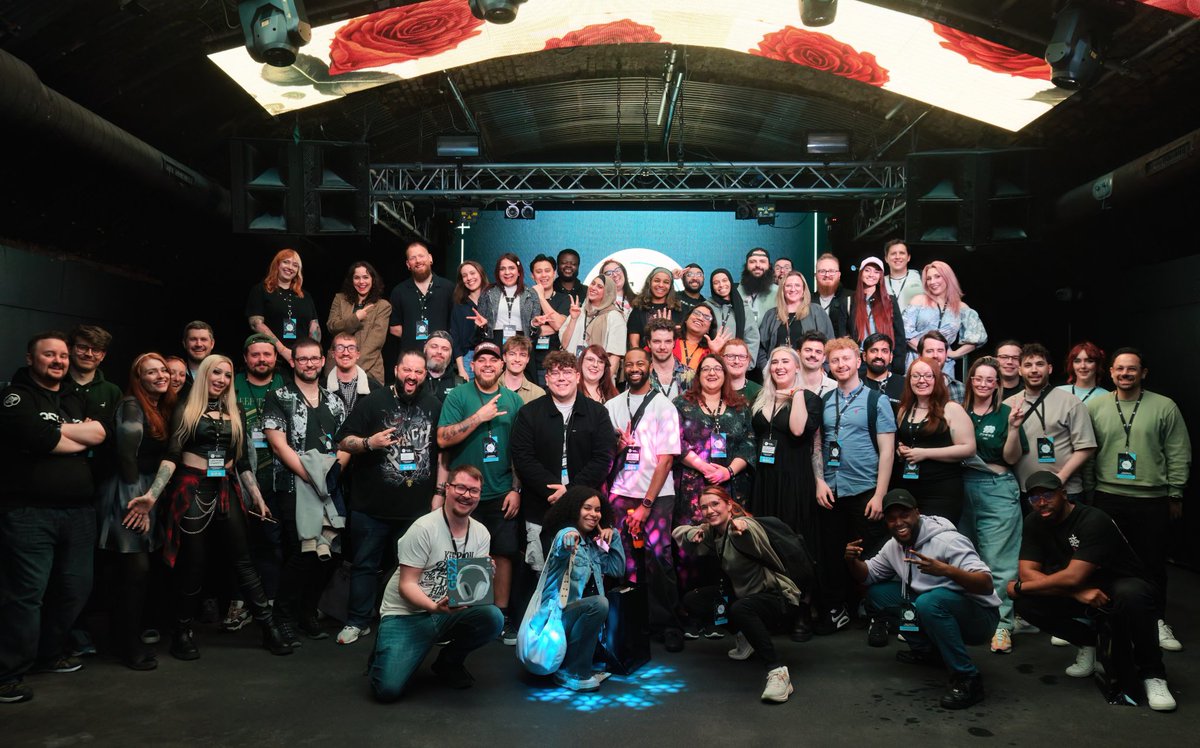 pretendasaurTTV's tweet photo. The photos from the #LOGITECHPLAYDAYS is here!
If you don't know, @LogitechGUK put on events for creators to connect and chat about all things creative!
It's a great night!
Please tag me and use the hashtag #LOGITECHPLAYSDAYS
https://t.co/veXpOUvCGJ https://t.co/vhwjIYAEpz