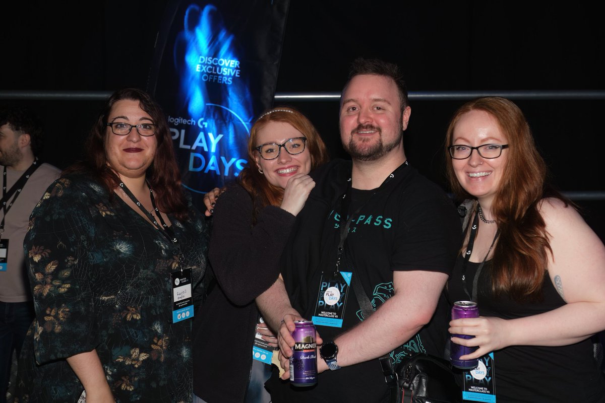 pretendasaurTTV's tweet photo. The photos from the #LOGITECHPLAYDAYS is here!
If you don't know, @LogitechGUK put on events for creators to connect and chat about all things creative!
It's a great night!
Please tag me and use the hashtag #LOGITECHPLAYSDAYS
https://t.co/veXpOUvCGJ https://t.co/vhwjIYAEpz