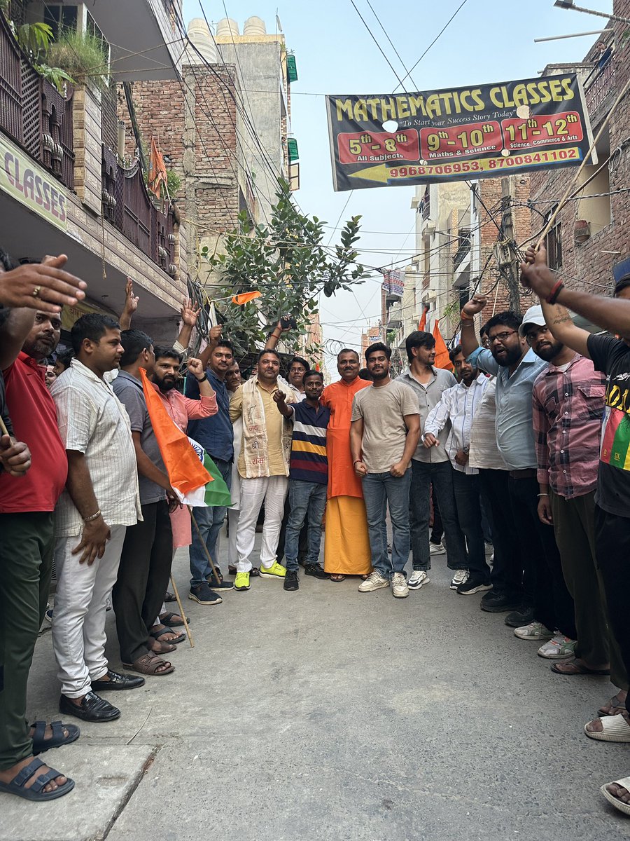 iamrohit2111's tweet photo. नया भारत आतंकवाद बर्दाश्त नहीं करता, करारा जवाब देता है। 

#OprationSindoor #modi  
#TirangaYatra 
@sachindedha123 @ipushpgupta @ShivamdixitInd https://t.co/O7KNnvCM0P