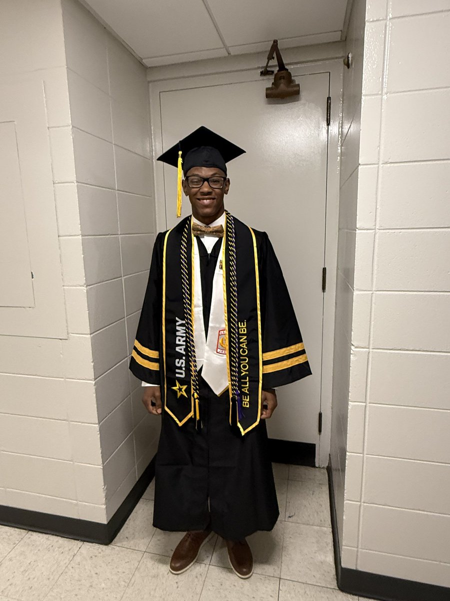 CW4 (Retired) Eugene Murphy (@cw4_ret) on Twitter photo Spartans BN! Congratulations to all of our C/o 2025 PG & MHS JROTC Seniors! Thank you for making a difference & giving your all every single year! Good luck and stay focused on your goals!@JEFCOCareerTech <a href="/JEFCOED/">Jefferson County Schools</a> <a href="/pghs_spartans/">Pleasant Grove High</a> <a href="/LColston1/">LaKeya Colston</a> <a href="/CottrellKa92360/">Kameka Cottrell</a> <a href="/lauradware/">Laura Ware, Ed.D.</a> Spartans BN! Congratulations to all of our C/o 2025 PG & MHS JROTC Seniors! Thank you for making a difference & giving your all every single year! Good luck and stay focused on your goals!@JEFCOCareerTech <a href="/JEFCOED/">Jefferson County Schools</a> <a href="/pghs_spartans/">Pleasant Grove High</a> <a href="/LColston1/">LaKeya Colston</a> <a href="/CottrellKa92360/">Kameka Cottrell</a> <a href="/lauradware/">Laura Ware, Ed.D.</a>