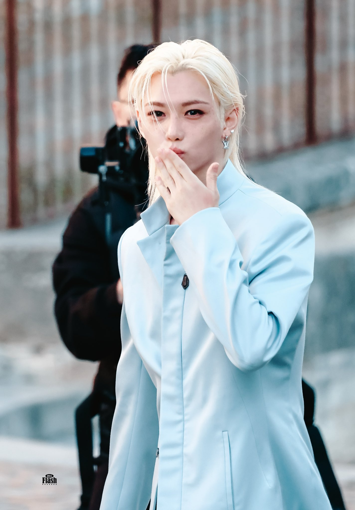 오늘자 난리난 필릭스 루이비통 크루즈쇼.jpg | 인스티즈