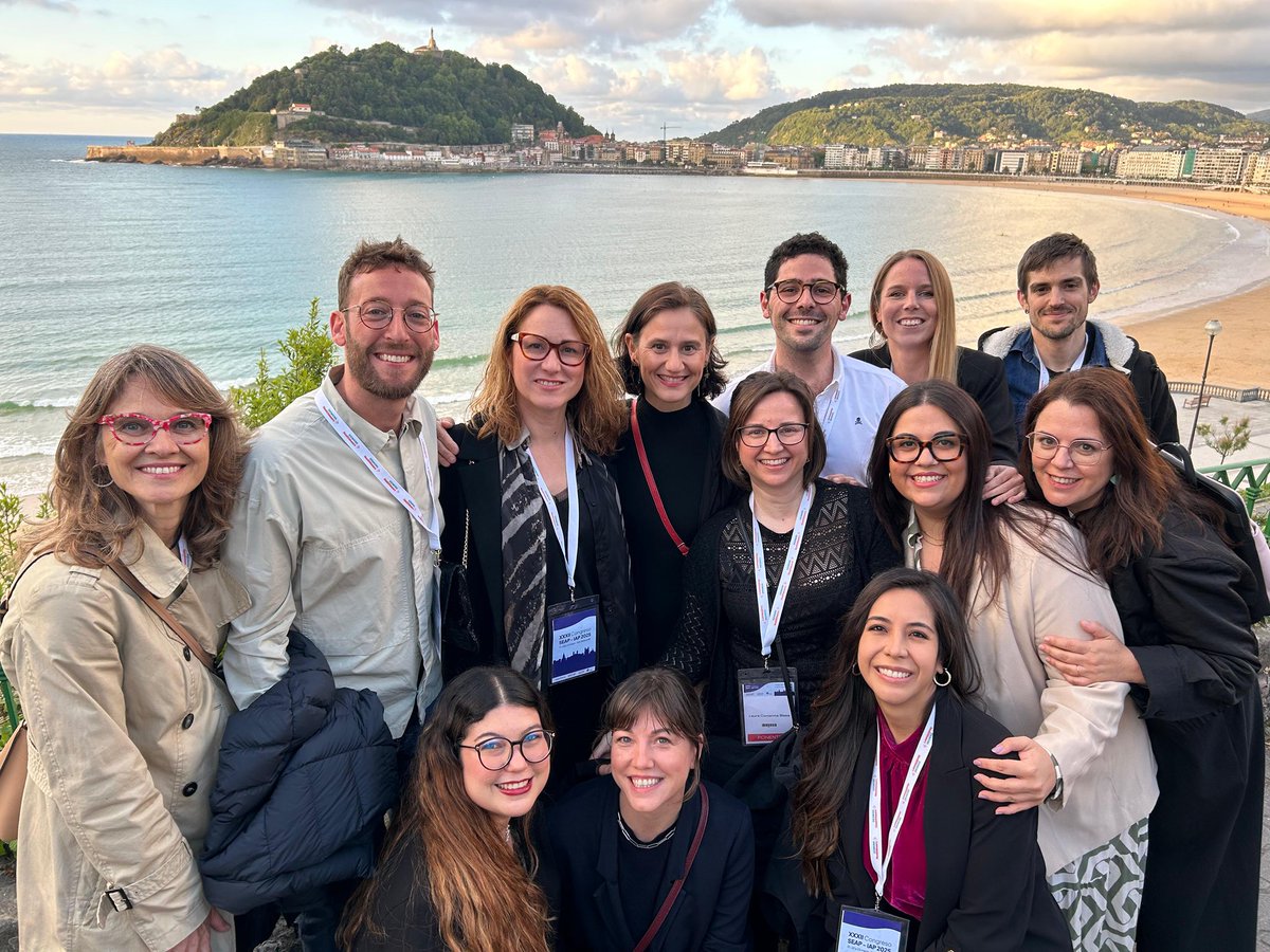 <a href="/marta_msalido/">Marta Salido, PhD</a> <a href="/hmarpath/">Hospital del Mar - Pathology</a> <a href="/SEAP_IAP/">SEAP-IAP</a> <a href="/mariglesiascoma/">Mar Iglesias</a> <a href="/LComermaMD/">Laura Comerma</a> <a href="/DibiXarxa/">Dibi· Xarxa de diagnòstic biomèdic i per la imatge</a> L’equip de <a href="/hmarpath/">Hospital del Mar - Pathology</a> a #SEAP2025SS 

#TalentMAR <a href="/SEAP_IAP/">SEAP-IAP</a> <a href="/mariglesiascoma/">Mar Iglesias</a> <a href="/LComermaMD/">Laura Comerma</a> <a href="/DibiXarxa/">Dibi· Xarxa de diagnòstic biomèdic i per la imatge</a> <a href="/marta_msalido/">Marta Salido, PhD</a> <a href="/einsiendeln/">Mònica Gonzàlez Farré</a>