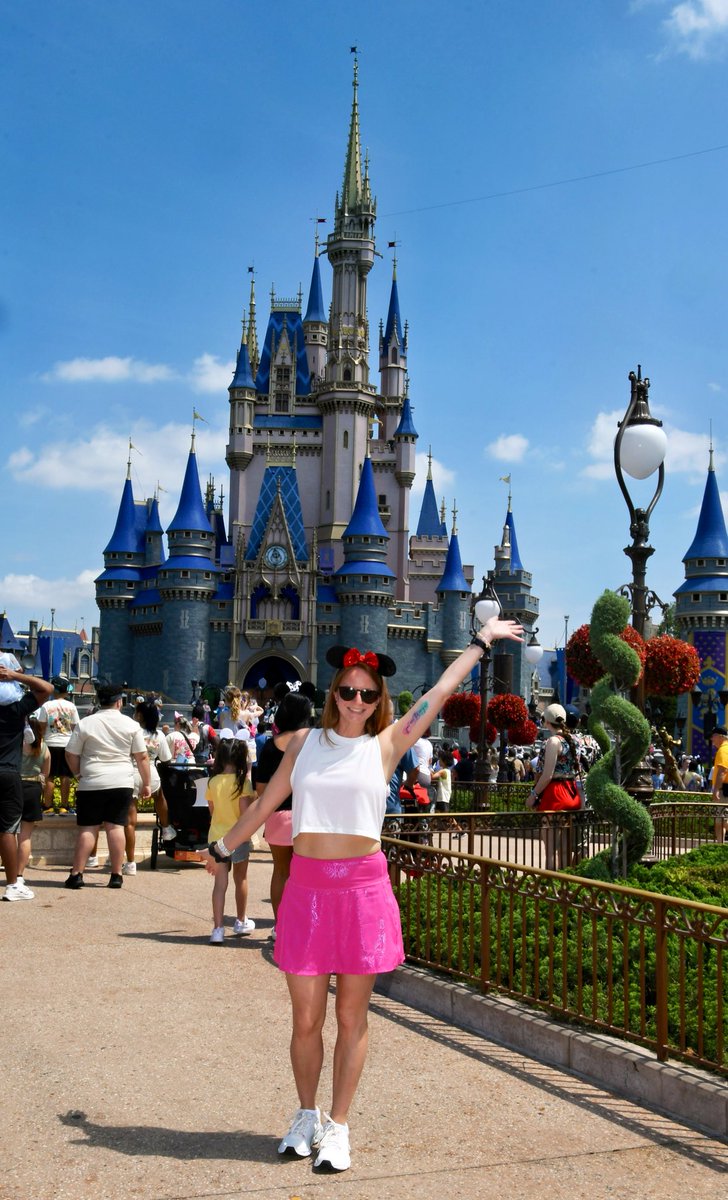 𝒚𝒐𝒖 𝒂𝒓𝒆 𝒕𝒉𝒆 𝒎𝒂𝒈𝒊𝒄 💕