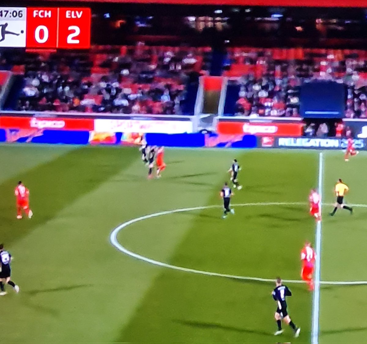 RainerKrauss's tweet image. Können wir bitte mal würdigen, was Horst Steffen da im Saarland aufgebaut hat? Für mich im deutschen Profifußball klar der "Trainer des Jahres"!
#FCHELV #Elversberg #Heidenheim #Relegation
