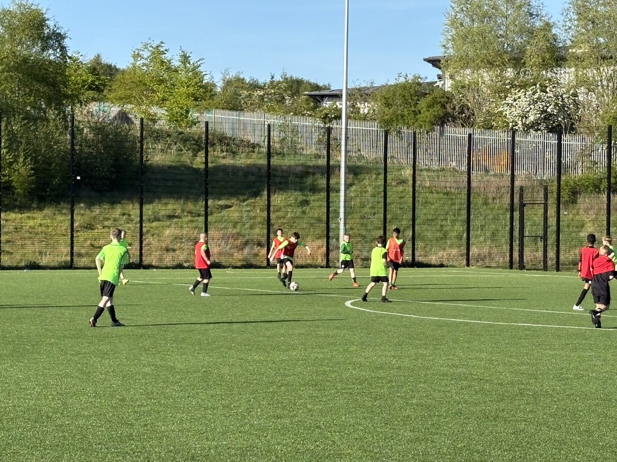 john heeps (@johnheeps07) on Twitter photo Candy 2012s looking to add couple players to strengthen our team for the season starting,if your kid just fancy change or after new challenge,contact myself 👍🏻<a href="/Candykendo/">St.Rochs Kendo</a> <a href="/StRochsJuniors/">St Roch's FC</a> <a href="/strochs_merch/">st rochs merchandise</a> <a href="/SRochs2014/">STRochs2014</a> Candy 2012s looking to add couple players to strengthen our team for the season starting,if your kid just fancy change or after new challenge,contact myself 👍🏻<a href="/Candykendo/">St.Rochs Kendo</a> <a href="/StRochsJuniors/">St Roch's FC</a> <a href="/strochs_merch/">st rochs merchandise</a> <a href="/SRochs2014/">STRochs2014</a>