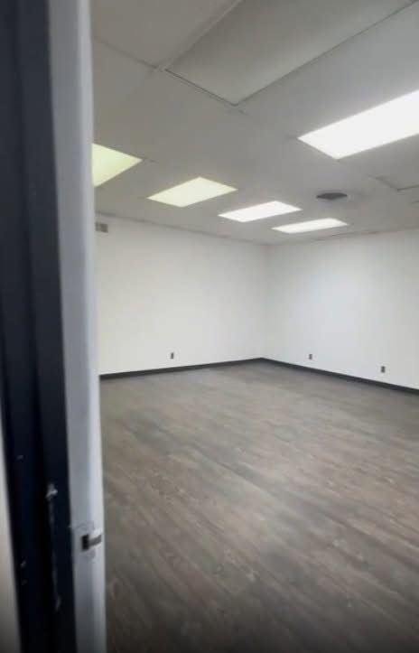 YouConnectionYC's tweet image. We may have found our new home- it's more space for less money, with a whole new layout for a black box theatre. We are looking for GIVERS like crazy!! Be a YC donor and be a part of YC's exciting expansion! God is doing big things! youconnection.org