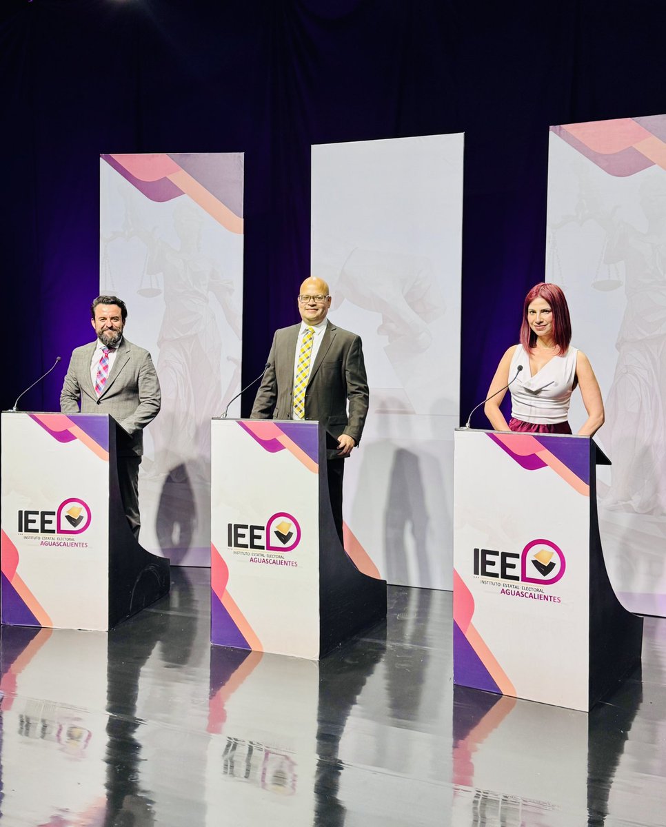 Hilda Hermosillo (@hildahermosillo) on Twitter photo Consejerías electorales de la Comisión Temporal de Foros Judiciales del <a href="/IEEAGS/">IEE Aguascalientes</a> en el set. 🎥 🗣️
21/05/25
Radio y Televisión de Aguascalientes.
#ElecciónJudicial
#ElecciónJudicialAgs2025⚖️🗳️
<a href="/rojaschoza/">Francisco</a> <a href="/JavoMojarro/">Javo Mojarro</a> Consejerías electorales de la Comisión Temporal de Foros Judiciales del <a href="/IEEAGS/">IEE Aguascalientes</a> en el set. 🎥 🗣️
21/05/25
Radio y Televisión de Aguascalientes.
#ElecciónJudicial
#ElecciónJudicialAgs2025⚖️🗳️
<a href="/rojaschoza/">Francisco</a> <a href="/JavoMojarro/">Javo Mojarro</a>