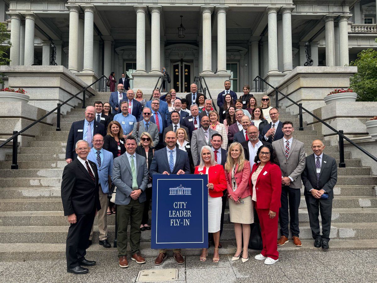 This week, local leaders shared their firsthand stories with federal officials of how federal policies affect their communities. More than 15 State League directors met with OMB, DOT, HUD, FEMA, EPA and others to ensure local government voices are at the table.

When cities