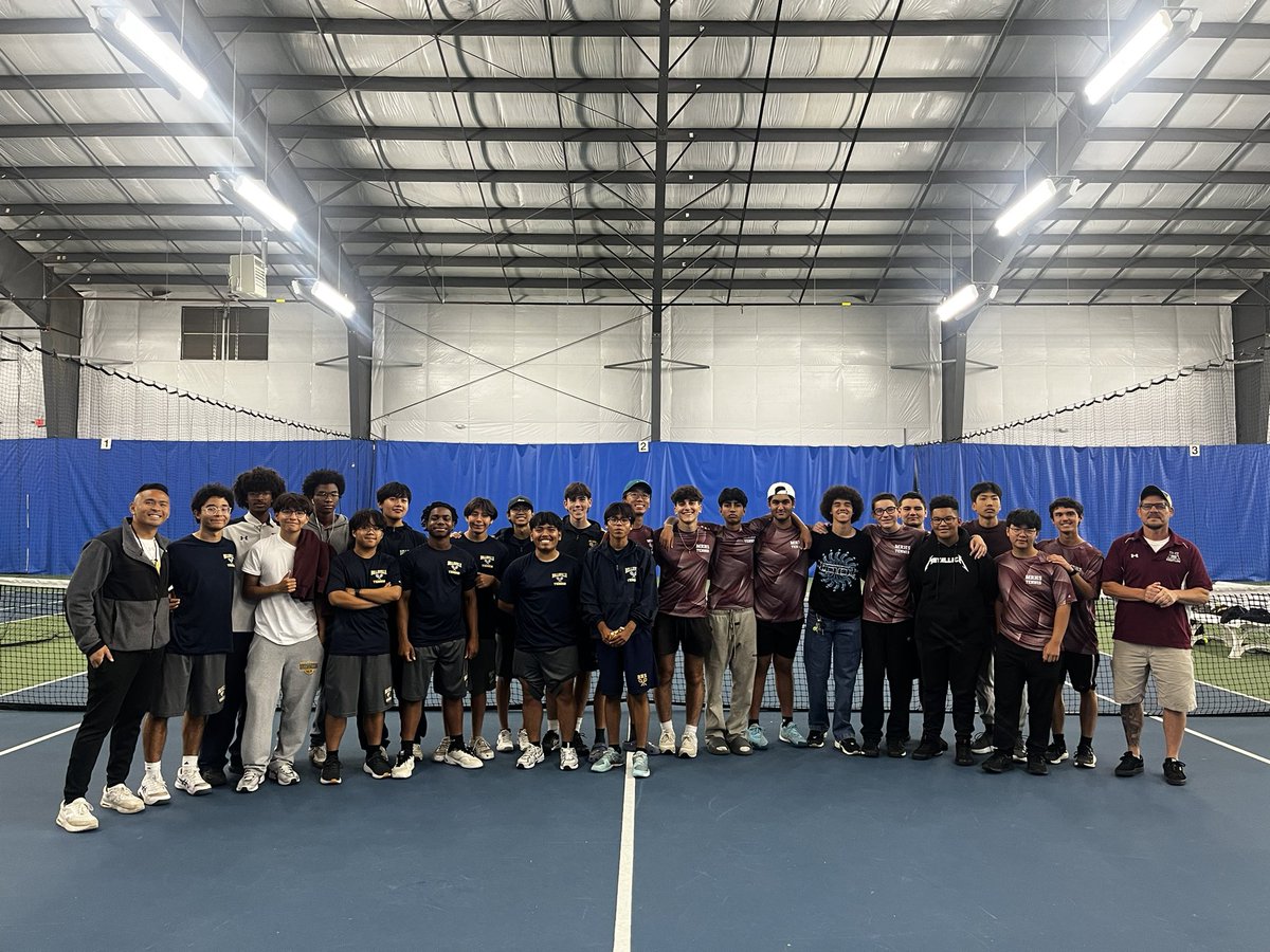 Boys Tennis defeats Belleville in the first round of the state tournament! The Huskies advance to face Princeton on Tuesday.
