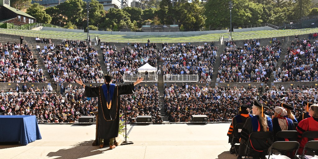 BerkeleyCDSS's tweet image. Cheers to the CDSS Class of 2025! 🎉 Your curiosity, brilliance, and resilience have inspired us all. Here’s to what comes next!
📸 : KLC fotos / Marcus Edwards
#CalGrad #CDSSgrad