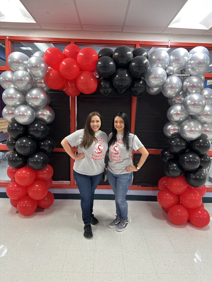 NISD_BoldtCounseling (@boldtcounseling) on Twitter photo Senior Walk 2025! Congratulations to the Class of 2025! Once a Maverick, Always a Maverick! Thank you to our 4th grade student ambassadors for helping make the Senior Walk successful! <a href="/NISDBoldt/">Boldt Elementary</a> <a href="/NISDCounseling/">NISD Counseling</a> Senior Walk 2025! Congratulations to the Class of 2025! Once a Maverick, Always a Maverick! Thank you to our 4th grade student ambassadors for helping make the Senior Walk successful! <a href="/NISDBoldt/">Boldt Elementary</a> <a href="/NISDCounseling/">NISD Counseling</a>