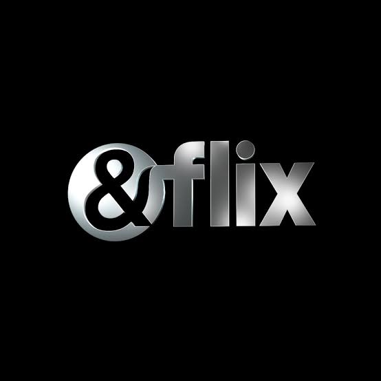 soral88's tweet photo. Eating Sandwich Then #XstreamPlay &Flix https://t.co/vtUG8btNGt