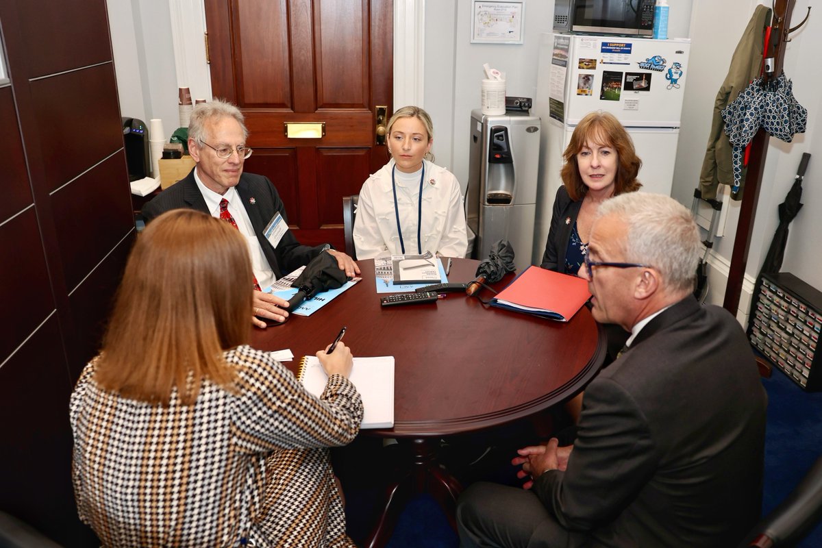 Association of American Cancer Institutes (@aaci_cancer) on Twitter photo Thank you to the staff of <a href="/RepBrianFitz/">Rep. Brian Fitzpatrick 🇺🇸</a> for taking the time to meet with AACI and <a href="/AACR/">AACR</a> members from PA representing <a href="/FoxChaseCancer/">Fox Chase Cancer Center</a> and <a href="/KimmelCancerCtr/">Sidney Kimmel Comprehensive Cancer Center</a>, including directors Dr. Jonathan Chernoff and Dr. Andrew Chapman. #AACIOnTheHill #AACROnTheHill #FundNIH #FundNCI Thank you to the staff of <a href="/RepBrianFitz/">Rep. Brian Fitzpatrick 🇺🇸</a> for taking the time to meet with AACI and <a href="/AACR/">AACR</a> members from PA representing <a href="/FoxChaseCancer/">Fox Chase Cancer Center</a> and <a href="/KimmelCancerCtr/">Sidney Kimmel Comprehensive Cancer Center</a>, including directors Dr. Jonathan Chernoff and Dr. Andrew Chapman. #AACIOnTheHill #AACROnTheHill #FundNIH #FundNCI