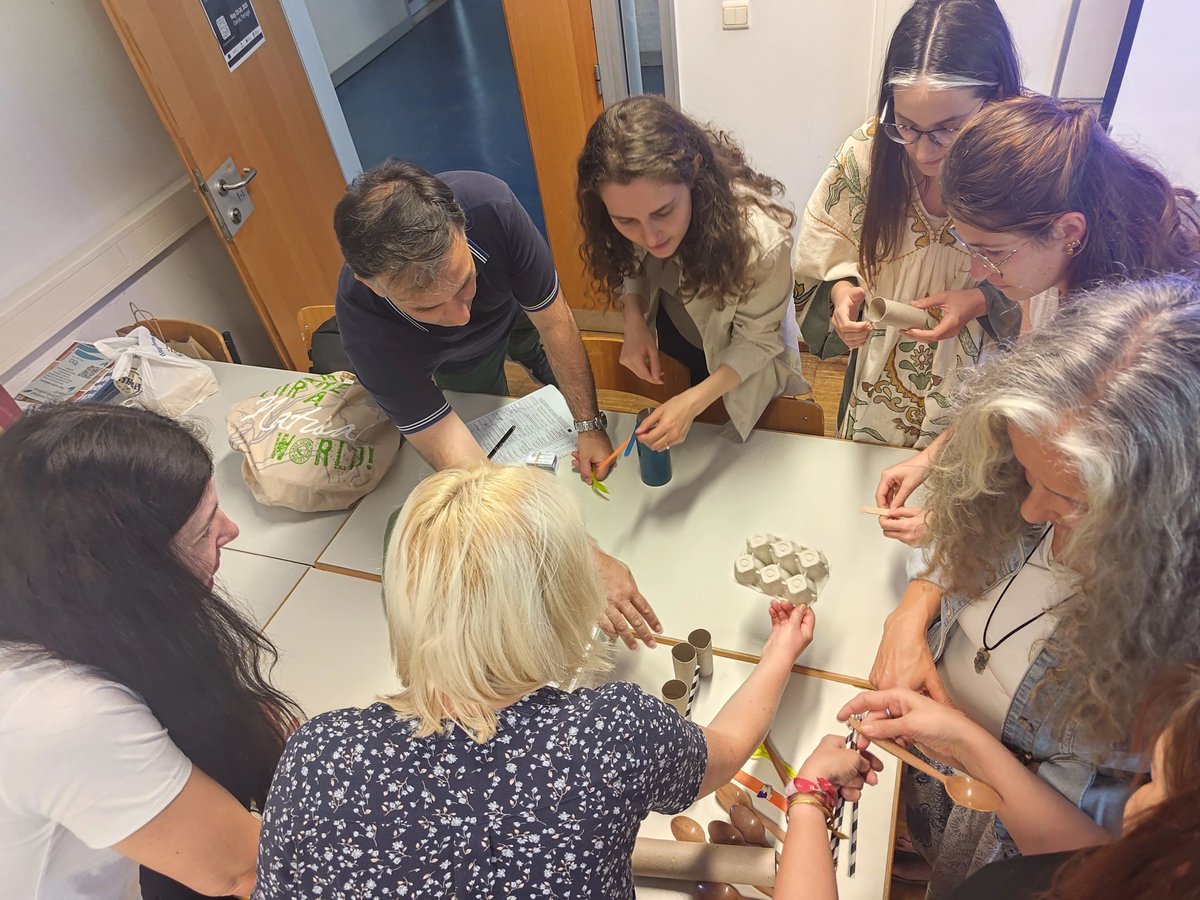 otters_project's tweet image. 🌊OTTERS Spring School 2025 kicked off today with active creativity! Educators from a dozen countries are in #Oeiras, #Portugal to co-design water citizen science projects for their curricula and communities.👉 nuclio.org/en/otters-spri… #citizenscience #freshwater #stewardship