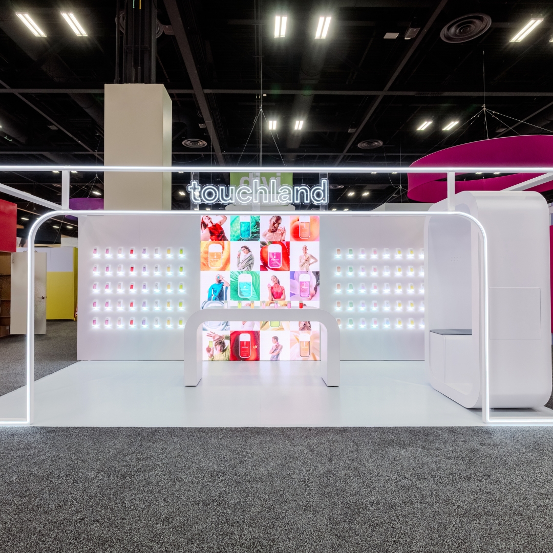 DuggalNYC's tweet image. Experiential moments, immersive brand activations.

@touchland
@ultabeauty

#UltaBeautyWorld
#LuxuryActivations
#VisualMerchandising