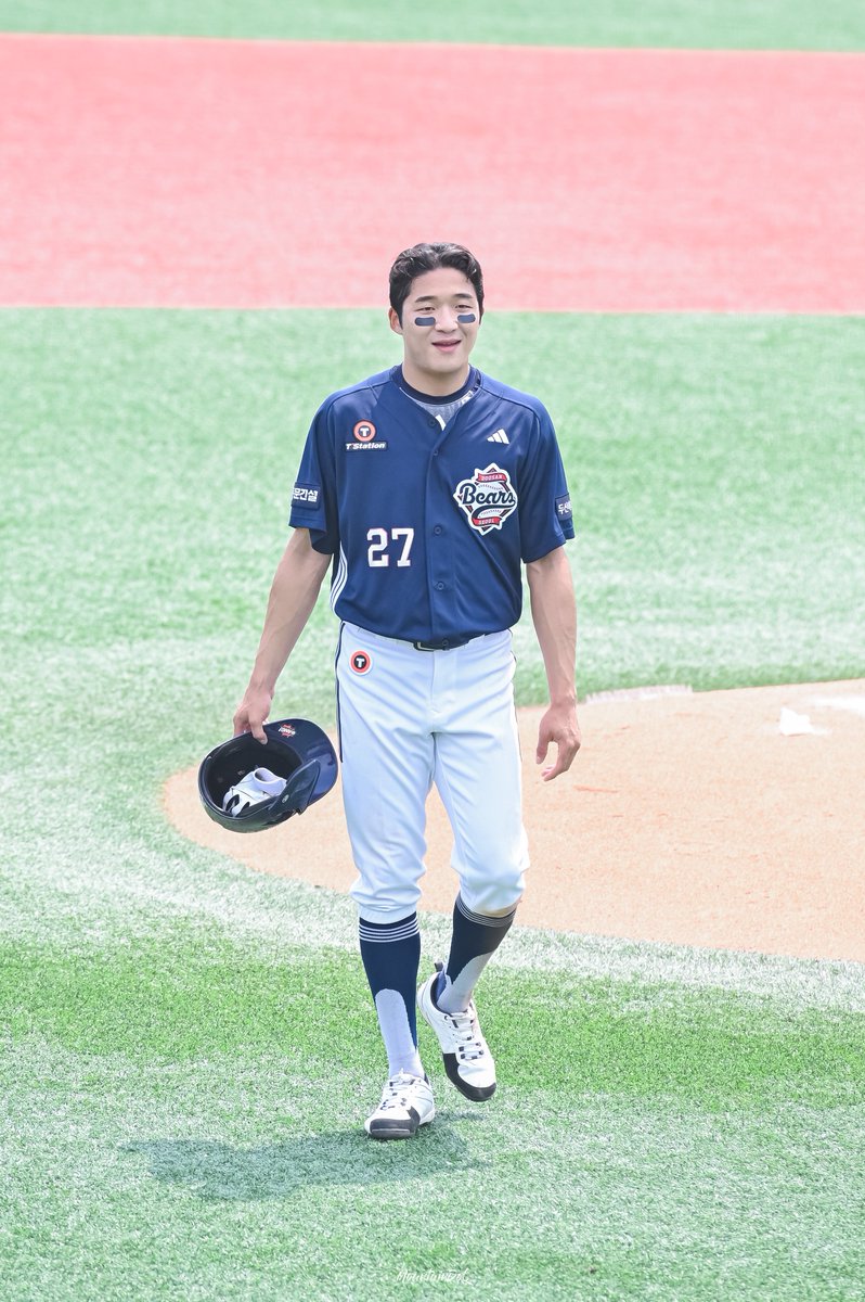 250521 고양
오랜만에 본 대한이
웃는 모습 보니까 보기 좋다☺️
#두산베어스 #김대한