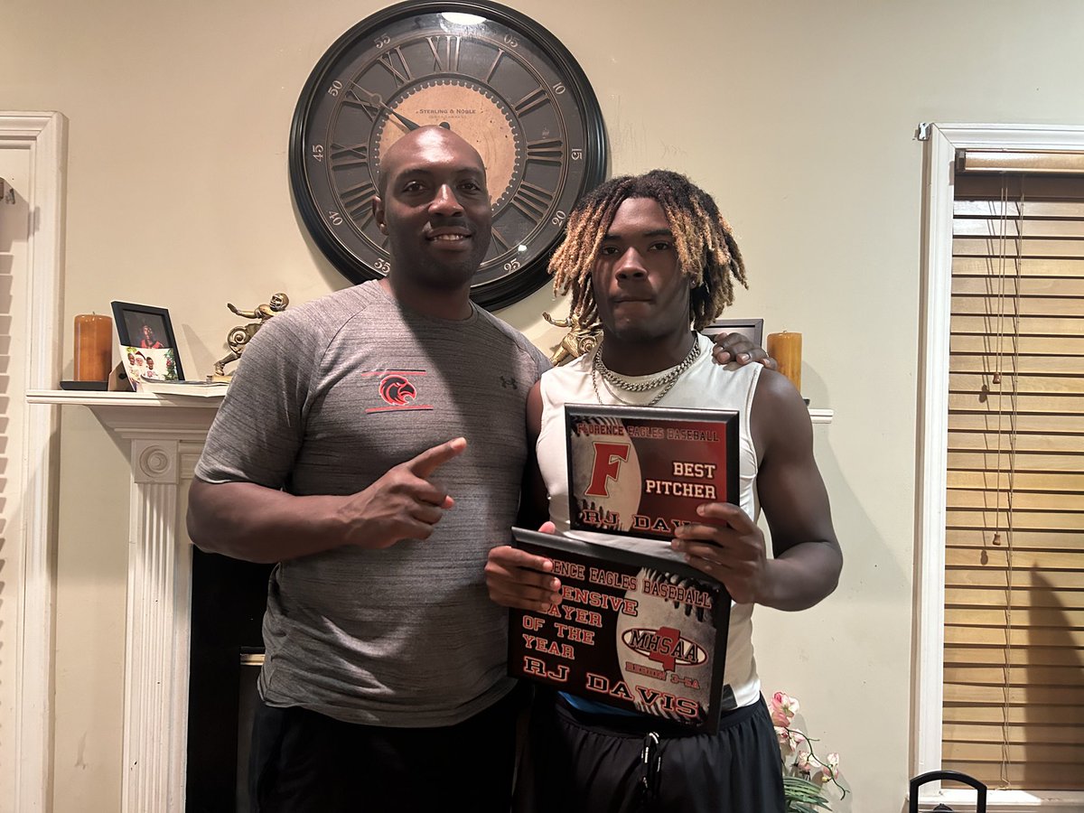 Κα΄α΄
α΄
α΄α΄ Ιͺs α΄Κ (@iamroddavisjr) on Twitter photo blessed to recieve 1st Team All State, Defensive Player of the Year and Best Pitcher Award.
<a href="/HolmesCCBSB/">Holmes CC Baseball</a> <a href="/deloach26/">Scott DeLoach</a> <a href="/RodDavis24USM/">Coach Rod Davis</a> <a href="/Davin_Pierre/">CoachPierre37</a> blessed to recieve 1st Team All State, Defensive Player of the Year and Best Pitcher Award.
<a href="/HolmesCCBSB/">Holmes CC Baseball</a> <a href="/deloach26/">Scott DeLoach</a> <a href="/RodDavis24USM/">Coach Rod Davis</a> <a href="/Davin_Pierre/">CoachPierre37</a>
