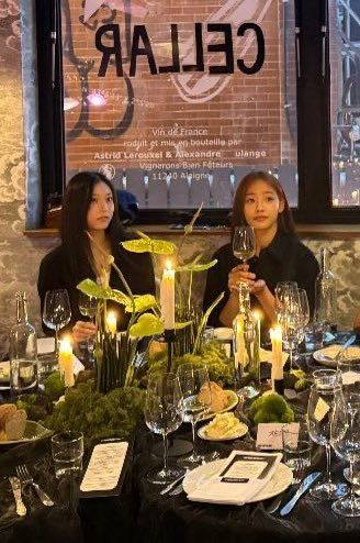 The way haerin is an adult now 
I want to cry