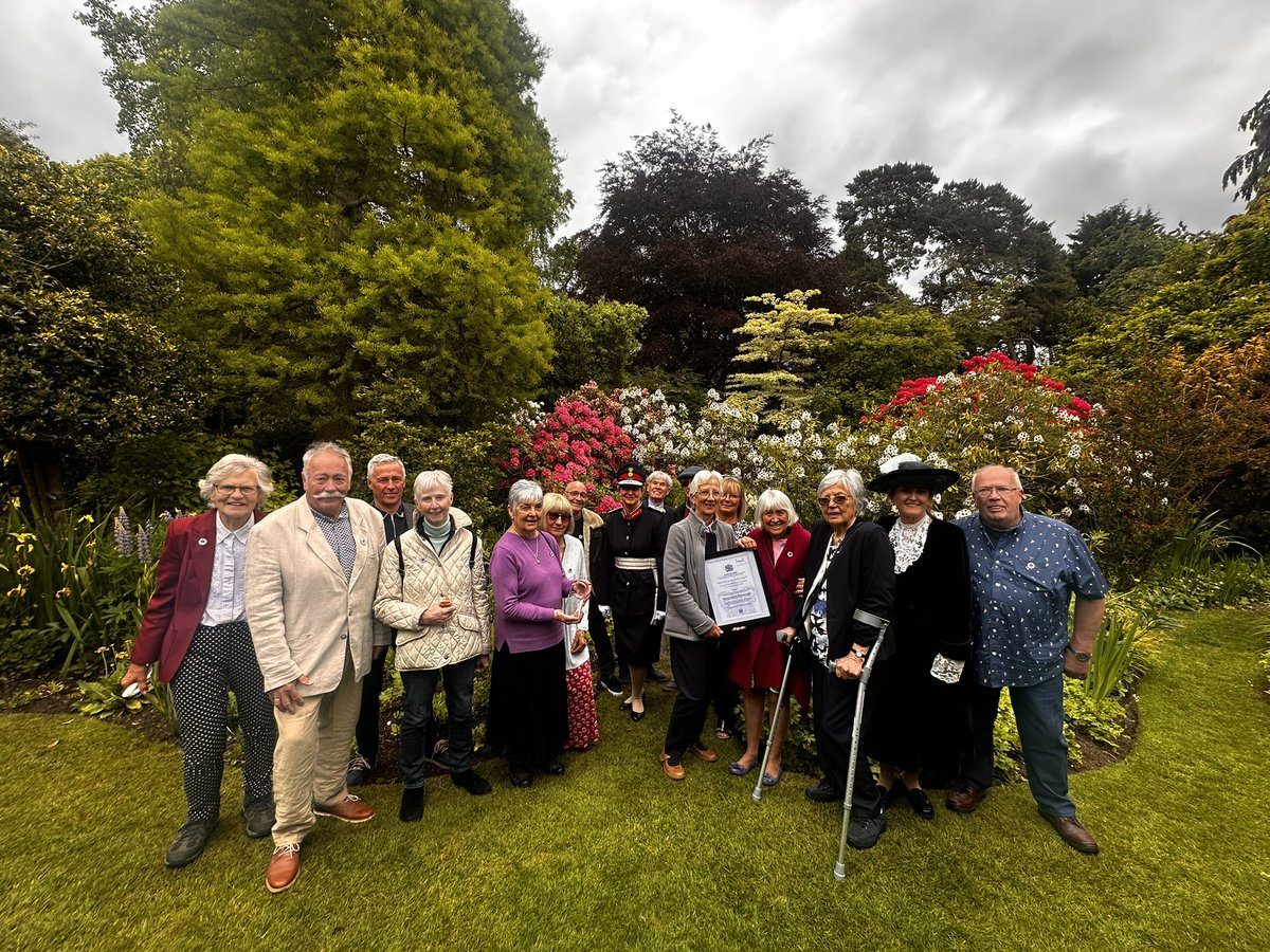 Lord-Lt Bedfordshire (@llieutenantbeds) on Twitter photo A truly wonderful morning meeting the volunteers at The Kings Arms Garden in Ampthill to celebrate their <a href="/KingsAwardVS/">The King's Award</a> today.
The Garden is run by volunteers and has received the Green Flag Community Award for four years in succession since the first application in 2021, A truly wonderful morning meeting the volunteers at The Kings Arms Garden in Ampthill to celebrate their <a href="/KingsAwardVS/">The King's Award</a> today.
The Garden is run by volunteers and has received the Green Flag Community Award for four years in succession since the first application in 2021,