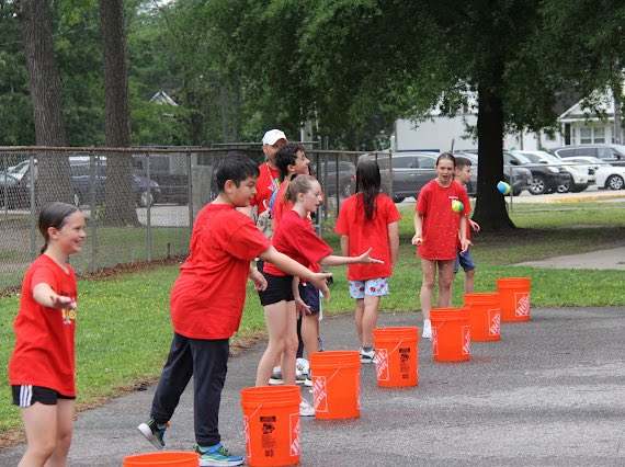 vbschools's tweet image. #MoveInMay #FieldDayFun #VBCPSProud