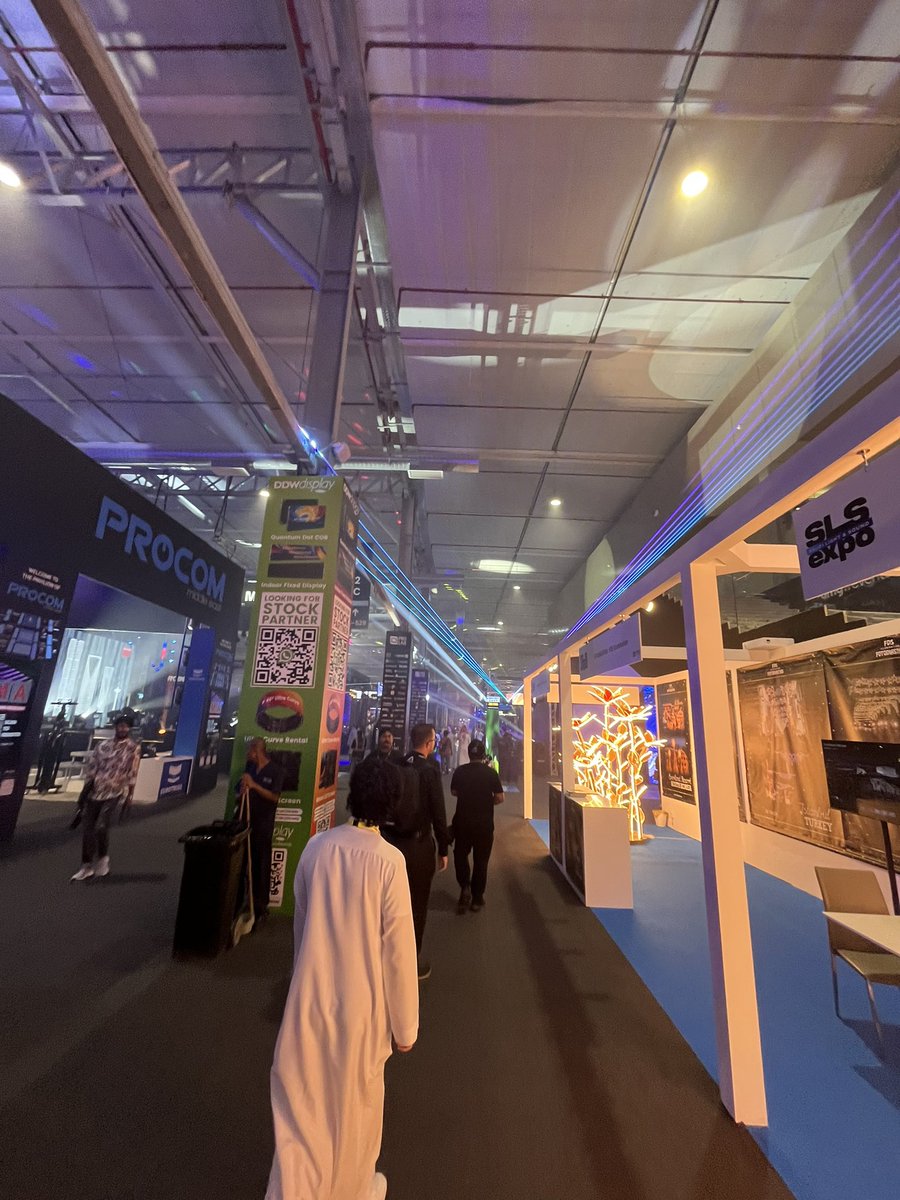 Publicistinc's tweet photo. شهدنا في المعرض السعودي للترفيه والتسلية خطوات جريئة نحو مستقبل الترفيه في السعودية، وتواصلنا مع روّاد التغيير، واستلهمنا من ابتكارات تعيد رسم ملامح الصناعة
#SEAEXPO 
#PublicistIncOnTheGround https://t.co/gFp1dBrtbA